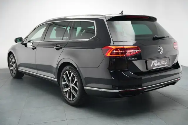 Volkswagen Passat view 7