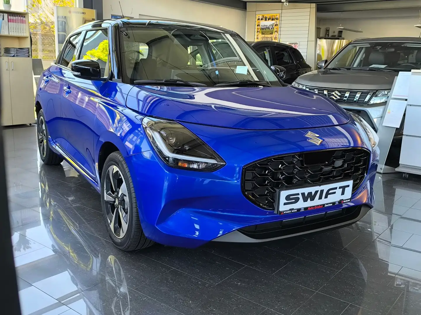 Suzuki Swift 1.2 Dualjet Hybrid 61 kW Comfort+ Kamera*D Blau - 2