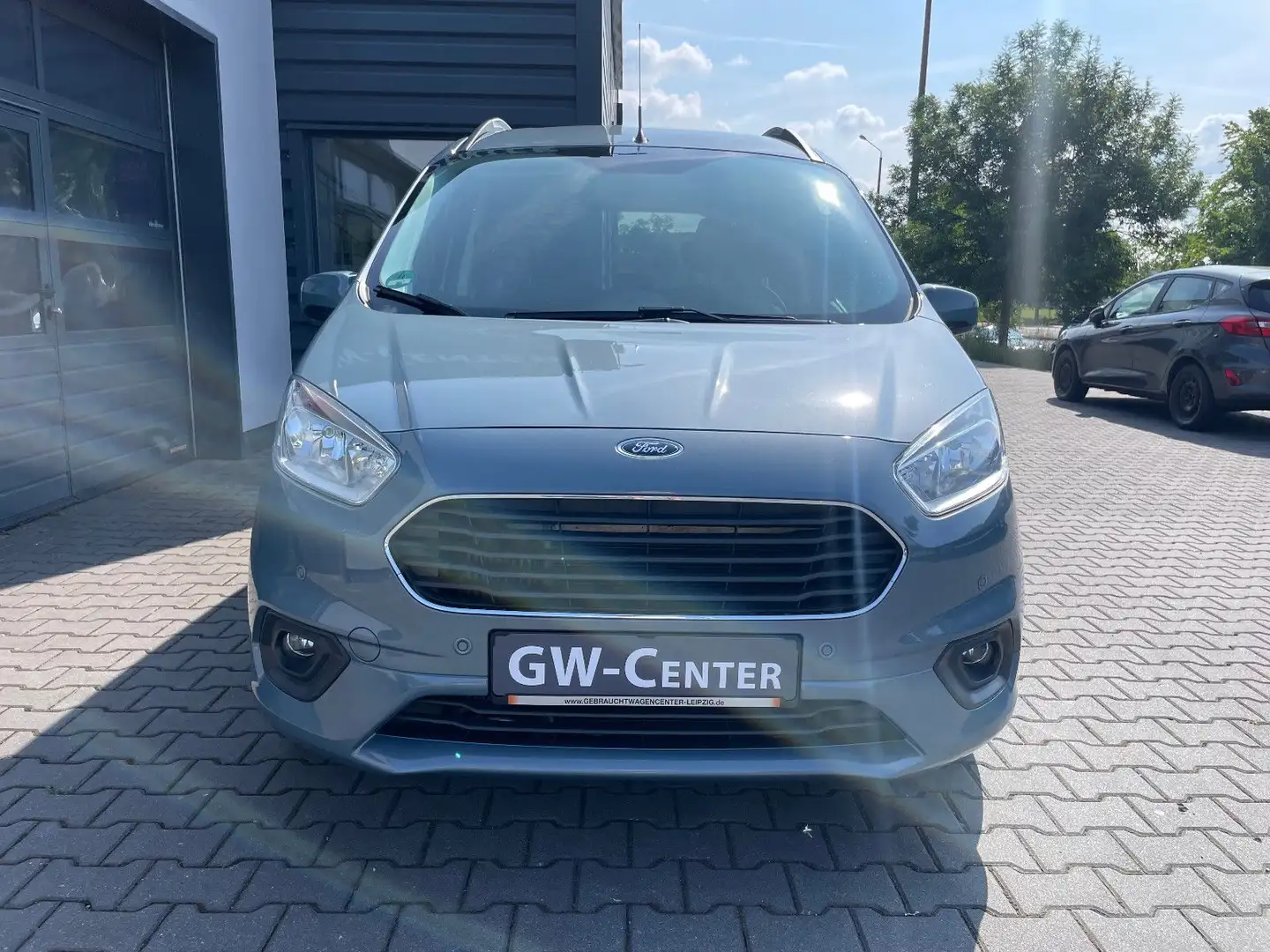 Ford Tourneo Courier Titanium 1.Hand Navigation AHK Azul - 2