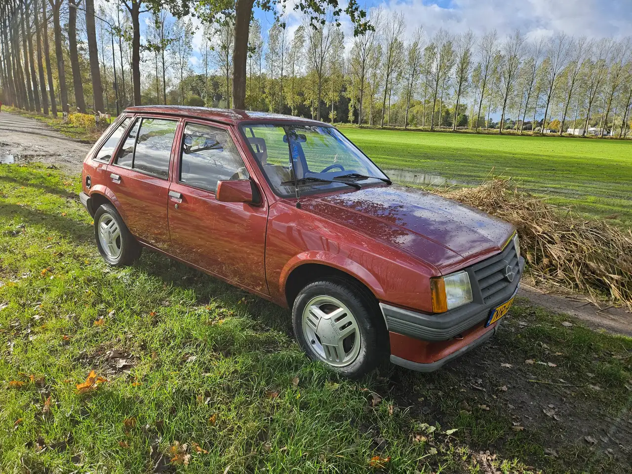Opel Corsa 1.2S LS, foto 3