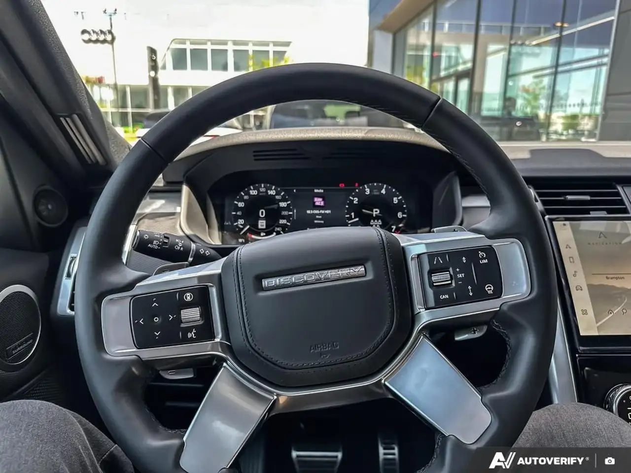 Land Rover Discovery снимка Land Rover Discovery