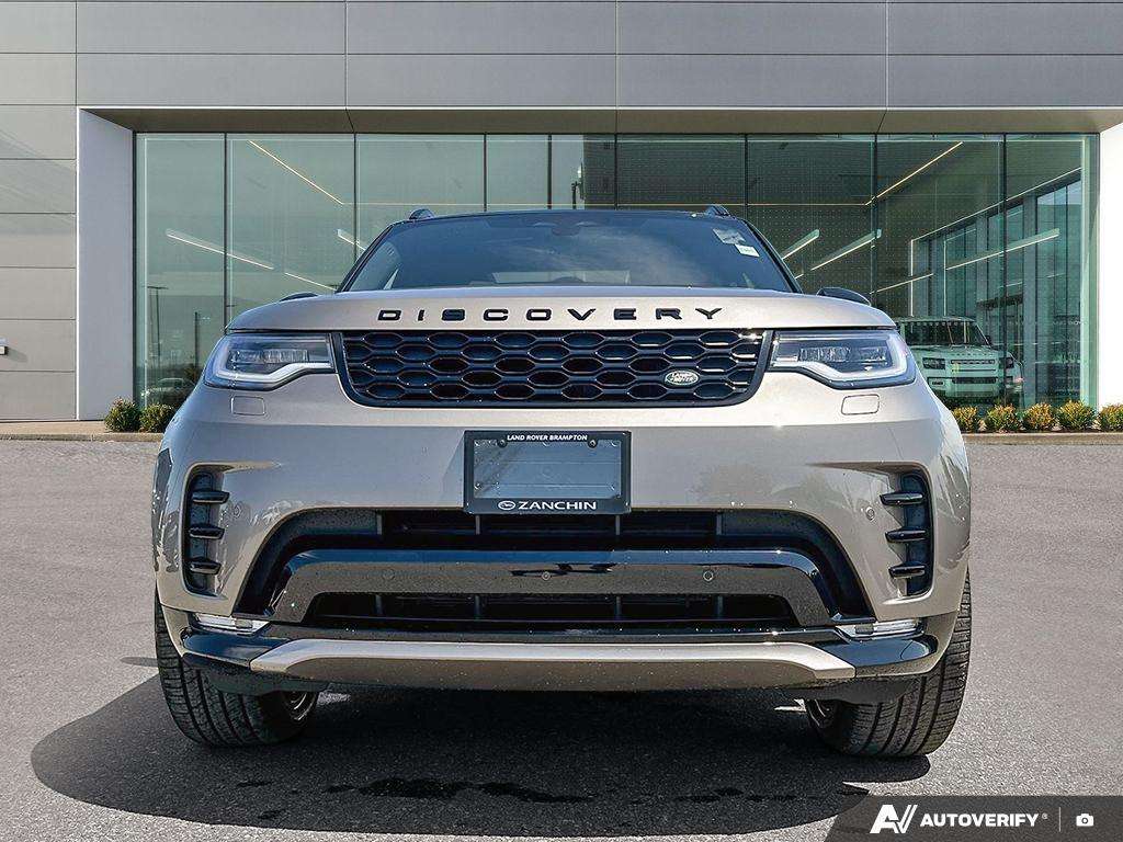 2026 Land Rover Discovery P300 Dynamic SE alt 2