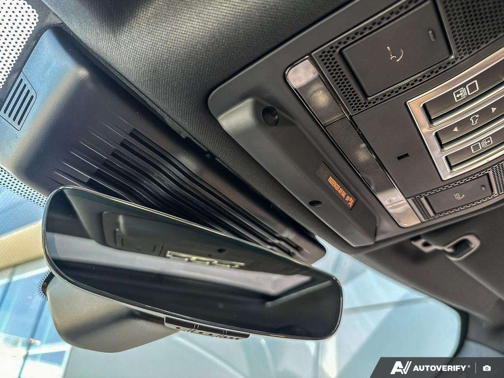 2026 Land Rover Discovery P300 Dynamic SE thumb 21