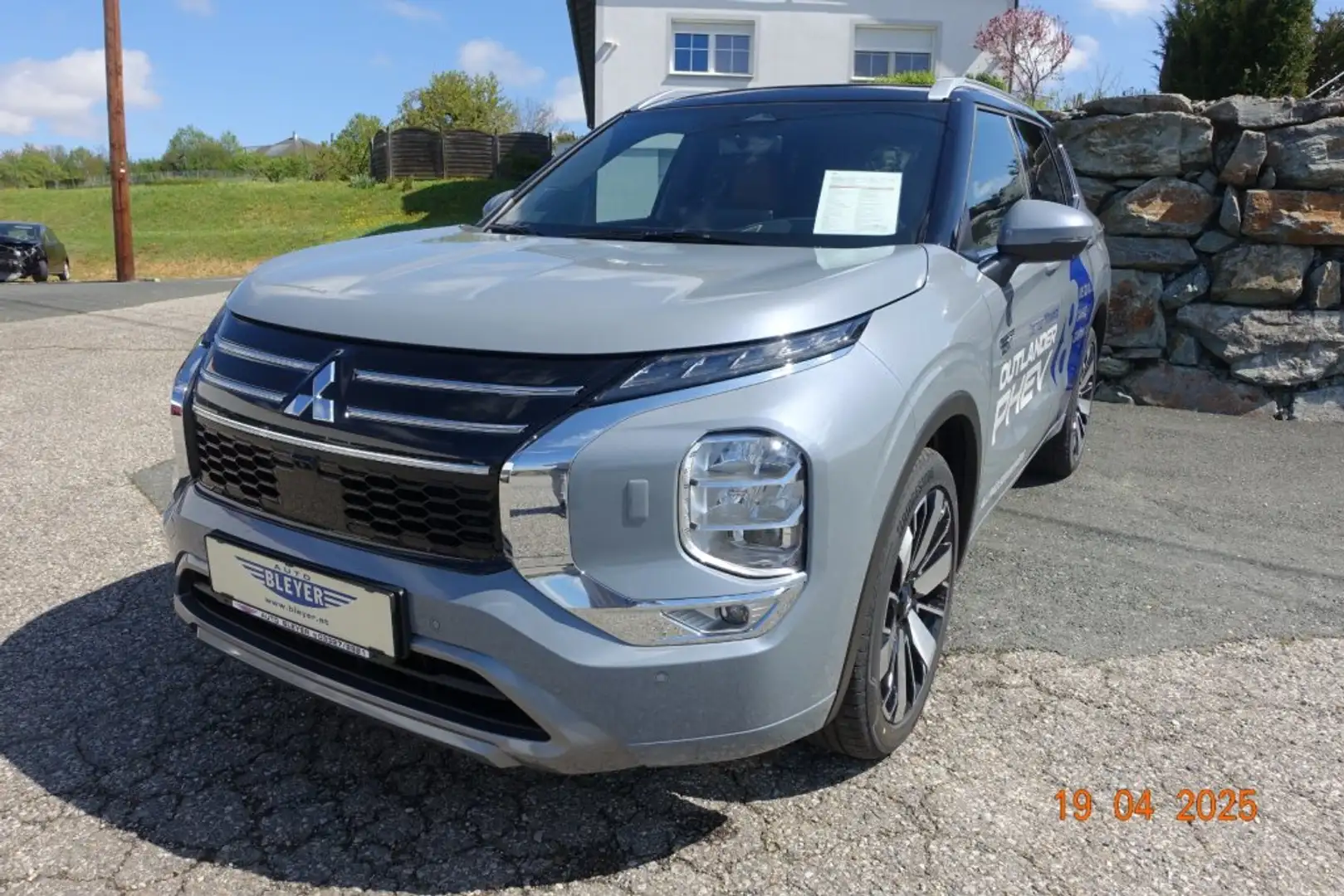 Mitsubishi Outlander PHEV 2,4 4WD Diamond Luxury 2-tone Leder Zwart - 1