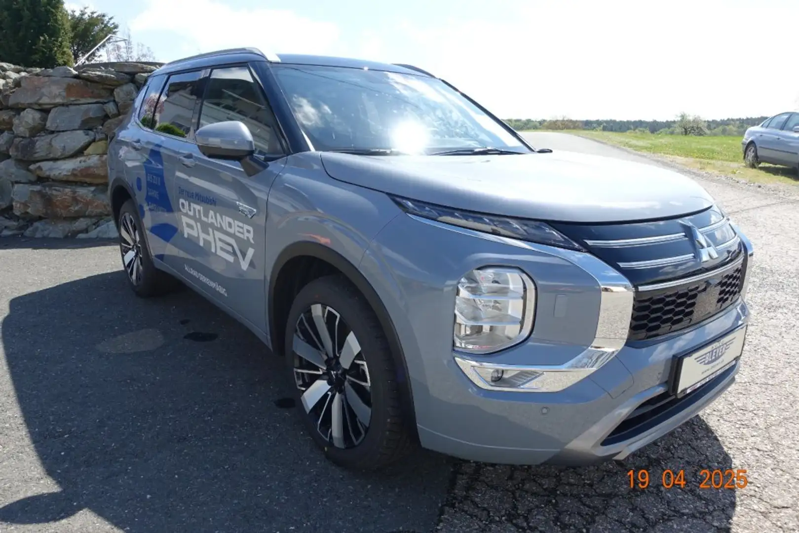 Mitsubishi Outlander PHEV 2,4 4WD Diamond Luxury 2-tone Leder Zwart - 2
