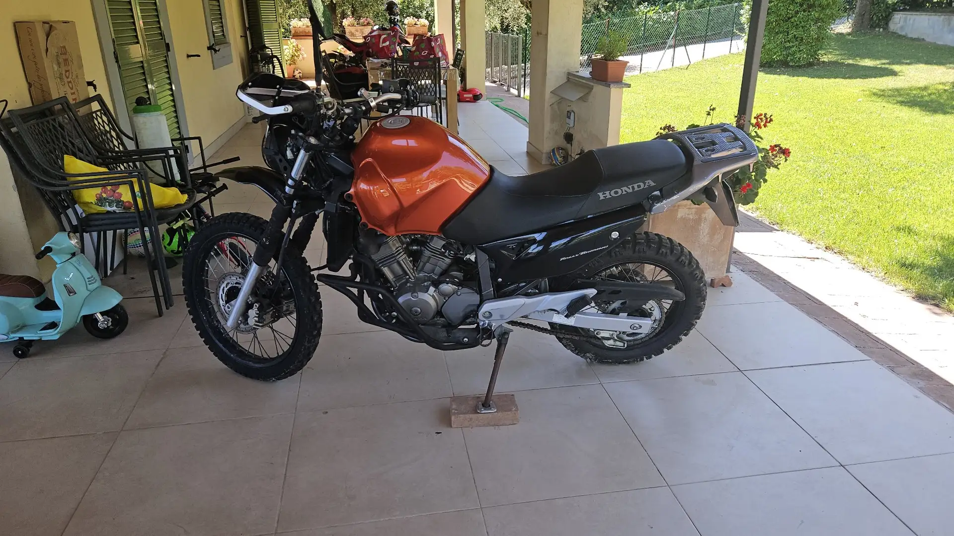 Honda Transalp Rouge - 1
