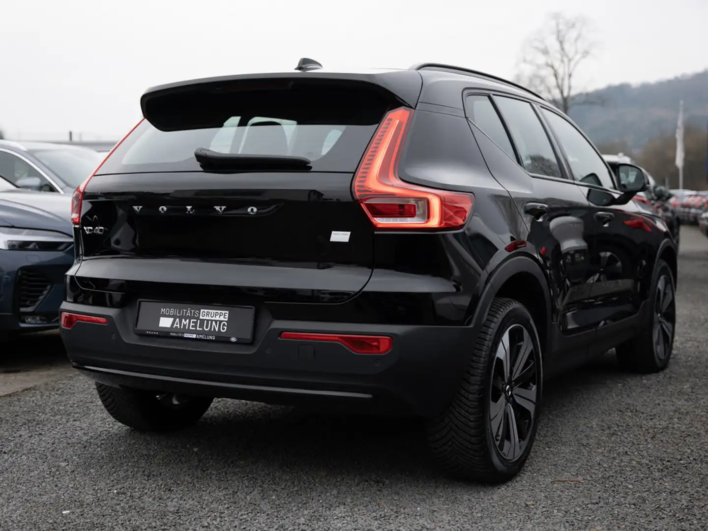 Volvo XC40 Recharge 69 kWh Single Motor Core 1.Hand Schwarz - 2