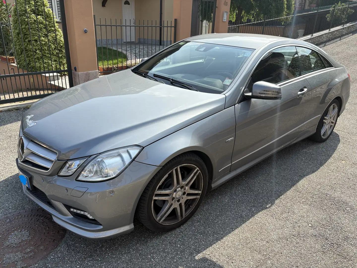 Mercedes-Benz E 350 Classe E - C207 Coupe Coupe cdi be Executive auto Grigio - 1