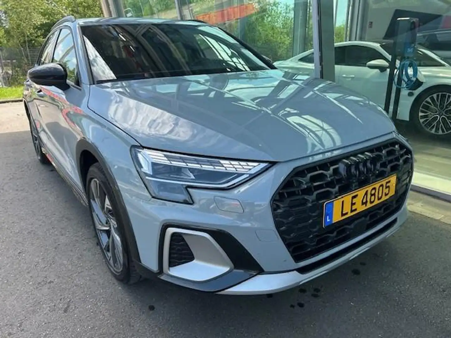 Audi A3 35 TDI allstreet S tronic Gris - 1