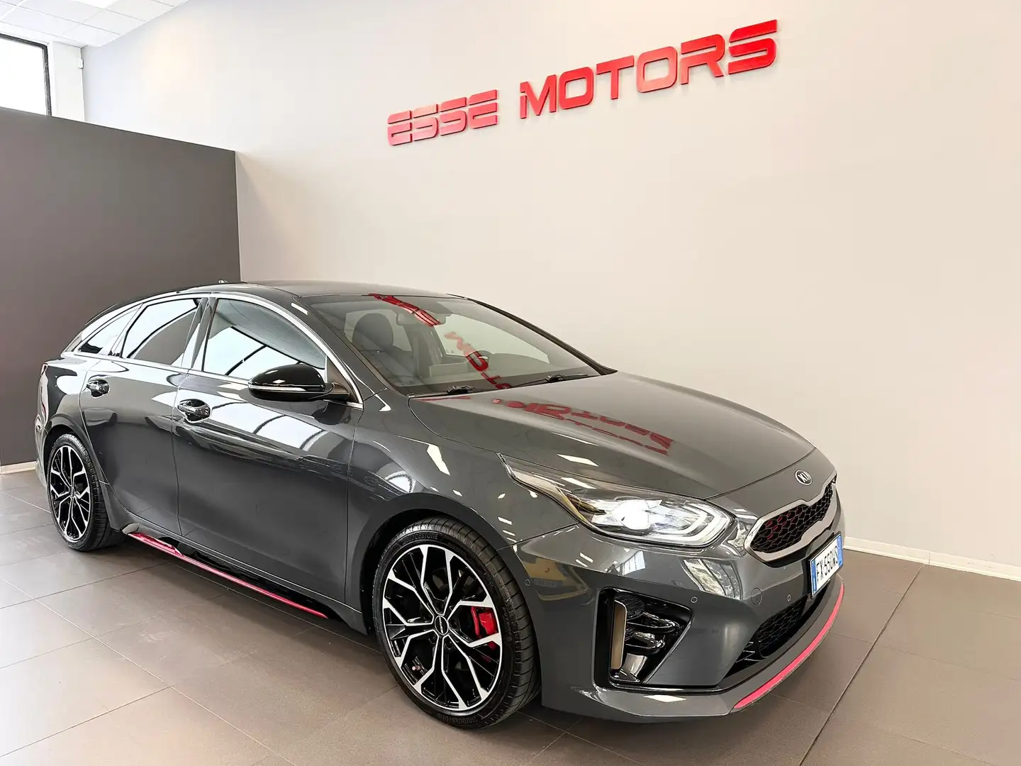 Kia ProCeed / pro_cee'd GT - TAGLIANDI KIA - RETROCAMERA - NAVI - LED - Grigio - 1