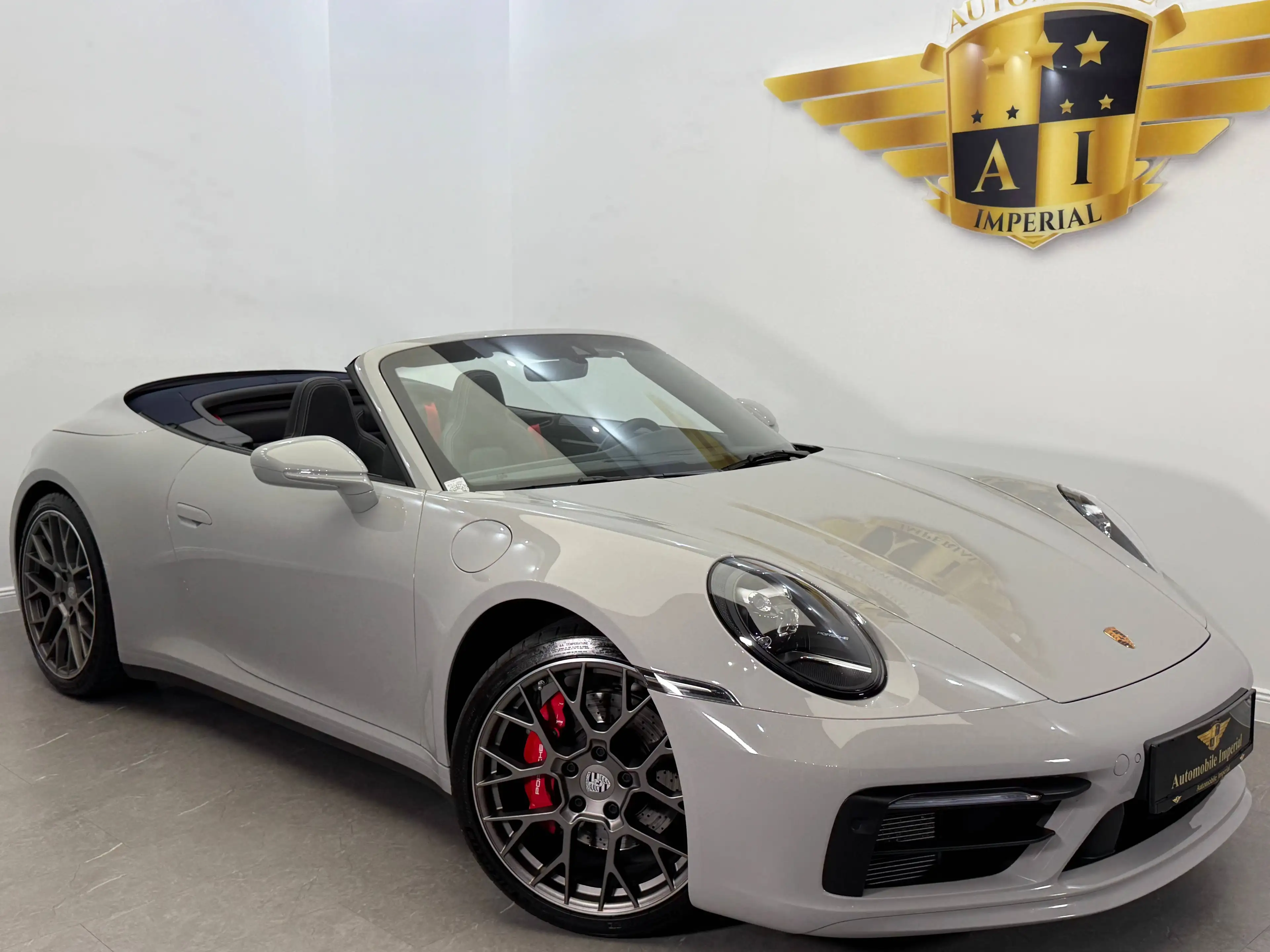 Porsche 992 911 Carrera S Cabrio // APPROVED // CHRONO // BOSE //