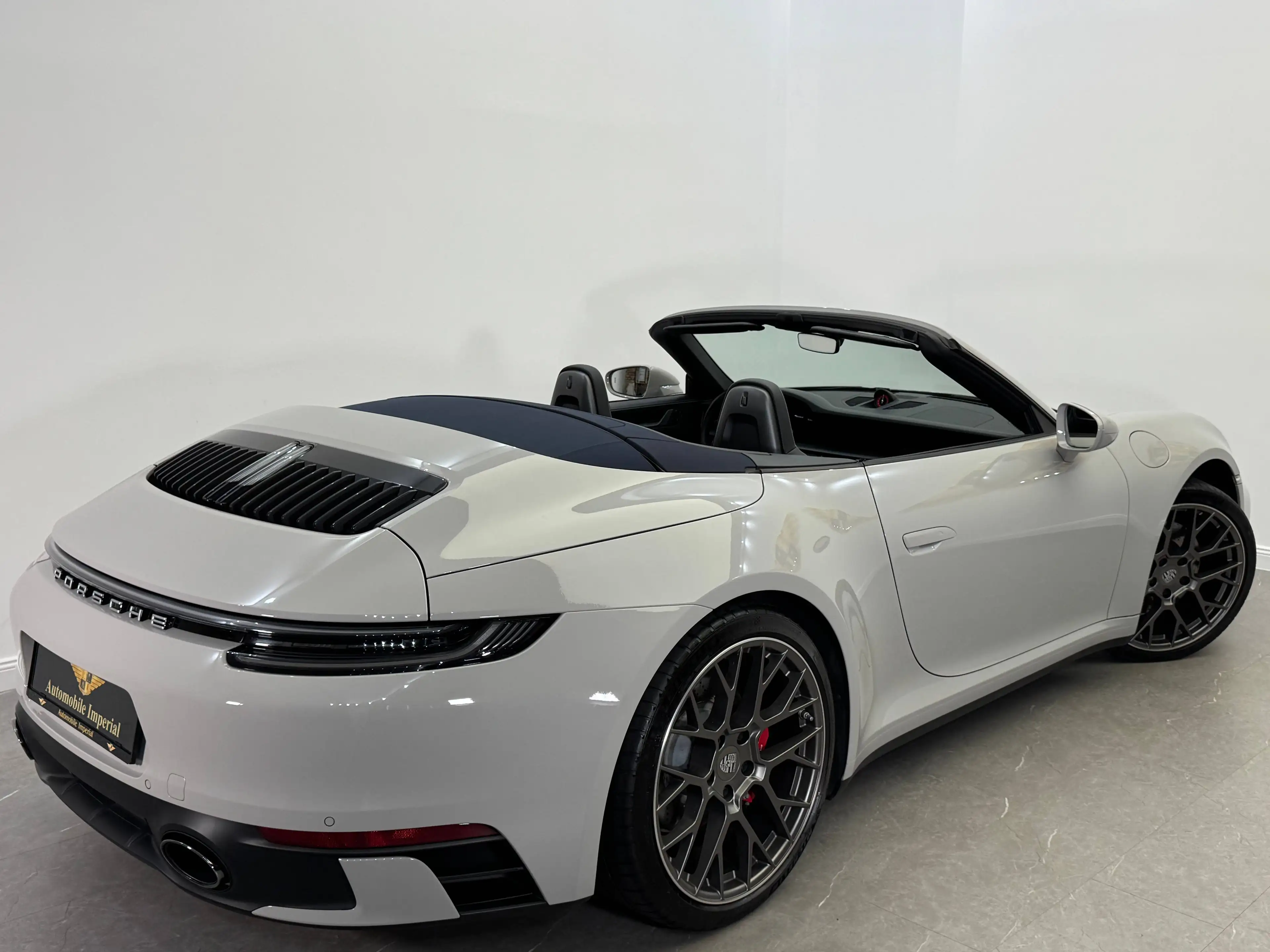 Porsche 992 911 Carrera S Cabrio // APPROVED // CHRONO // BOSE // — photo 4