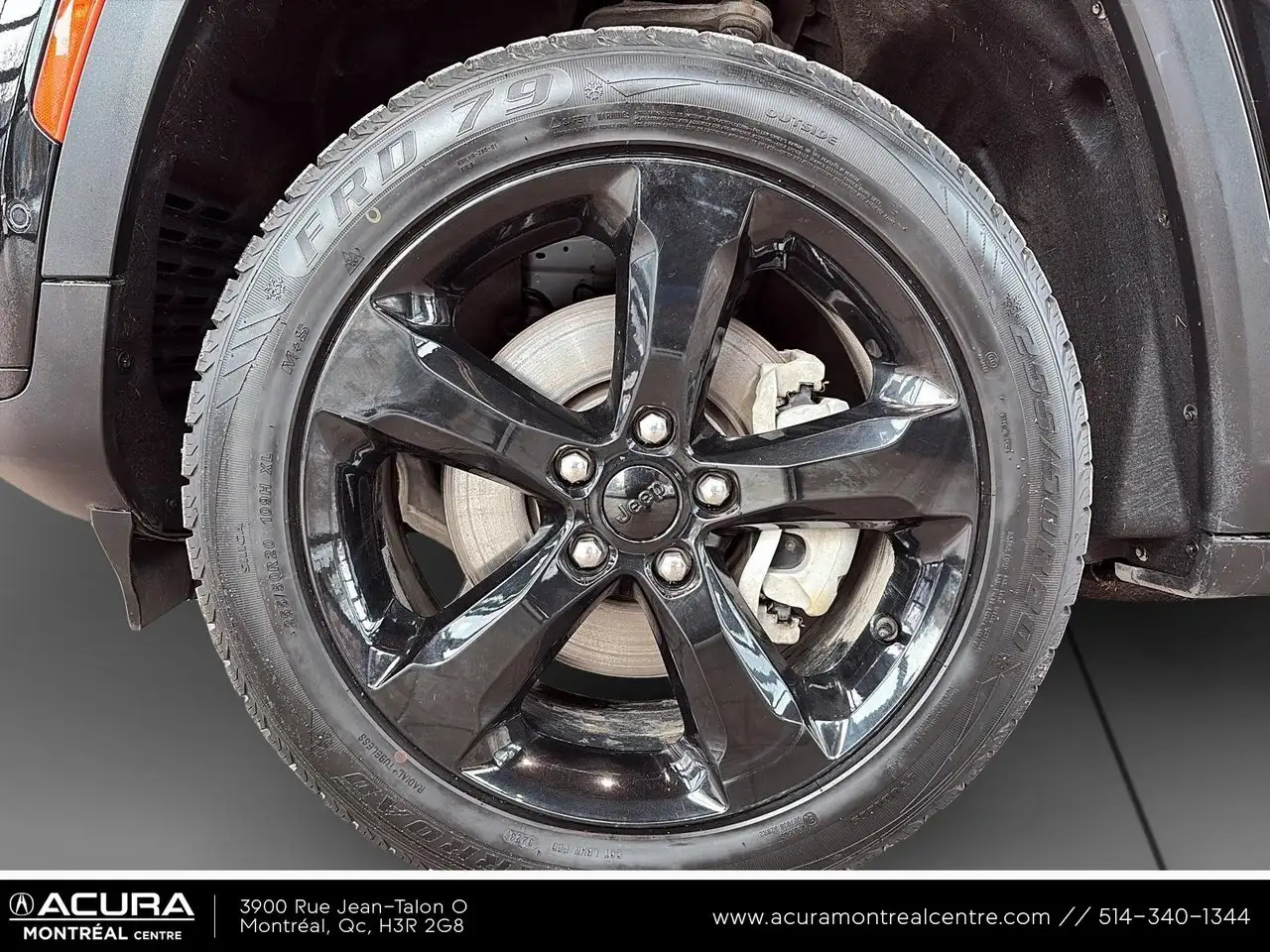 Jeep Grand Cherokee снимка Jeep Grand Cherokee