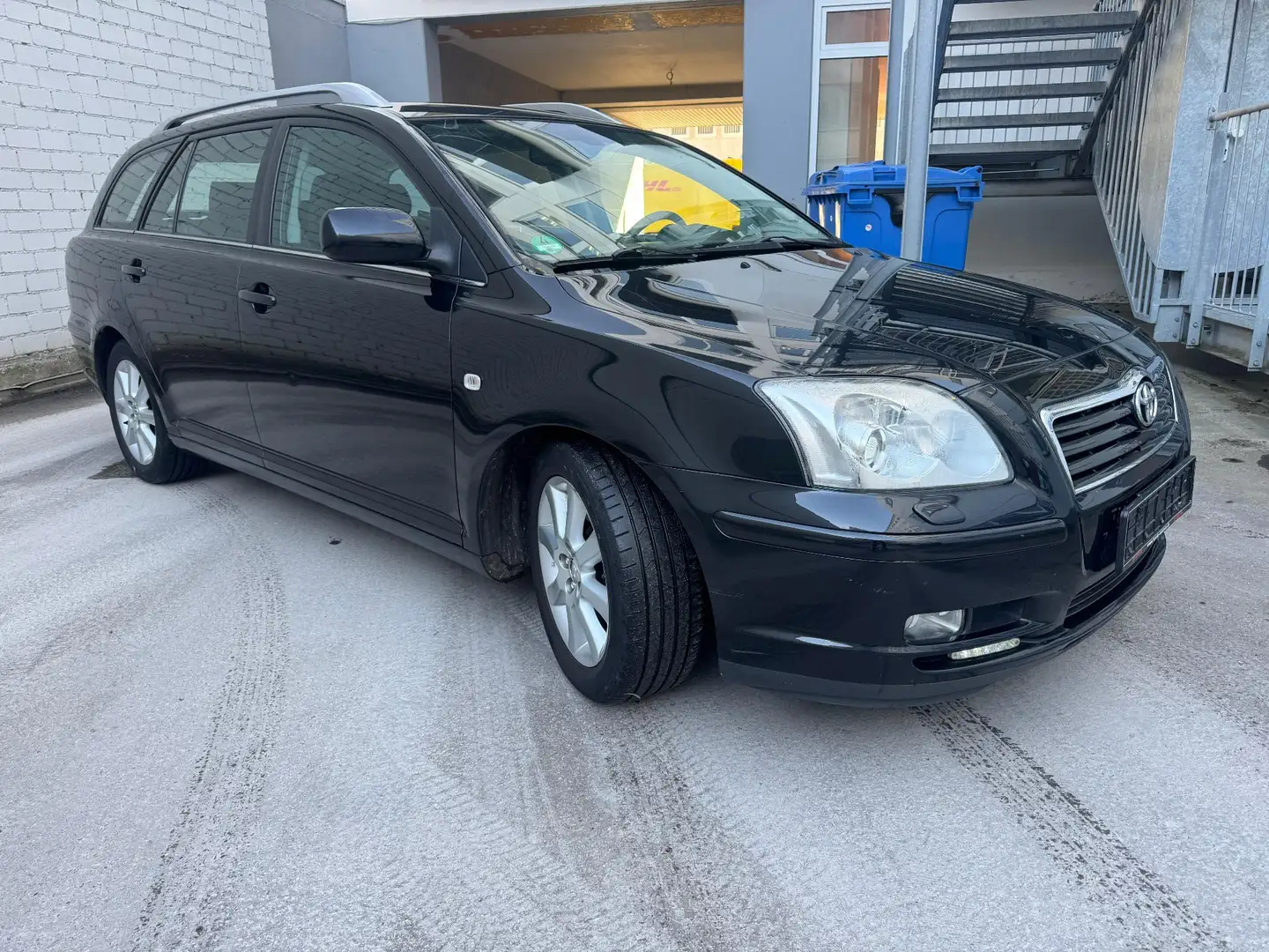 Toyota Avensis 2.0 VVT-i Combi Executive - 2
