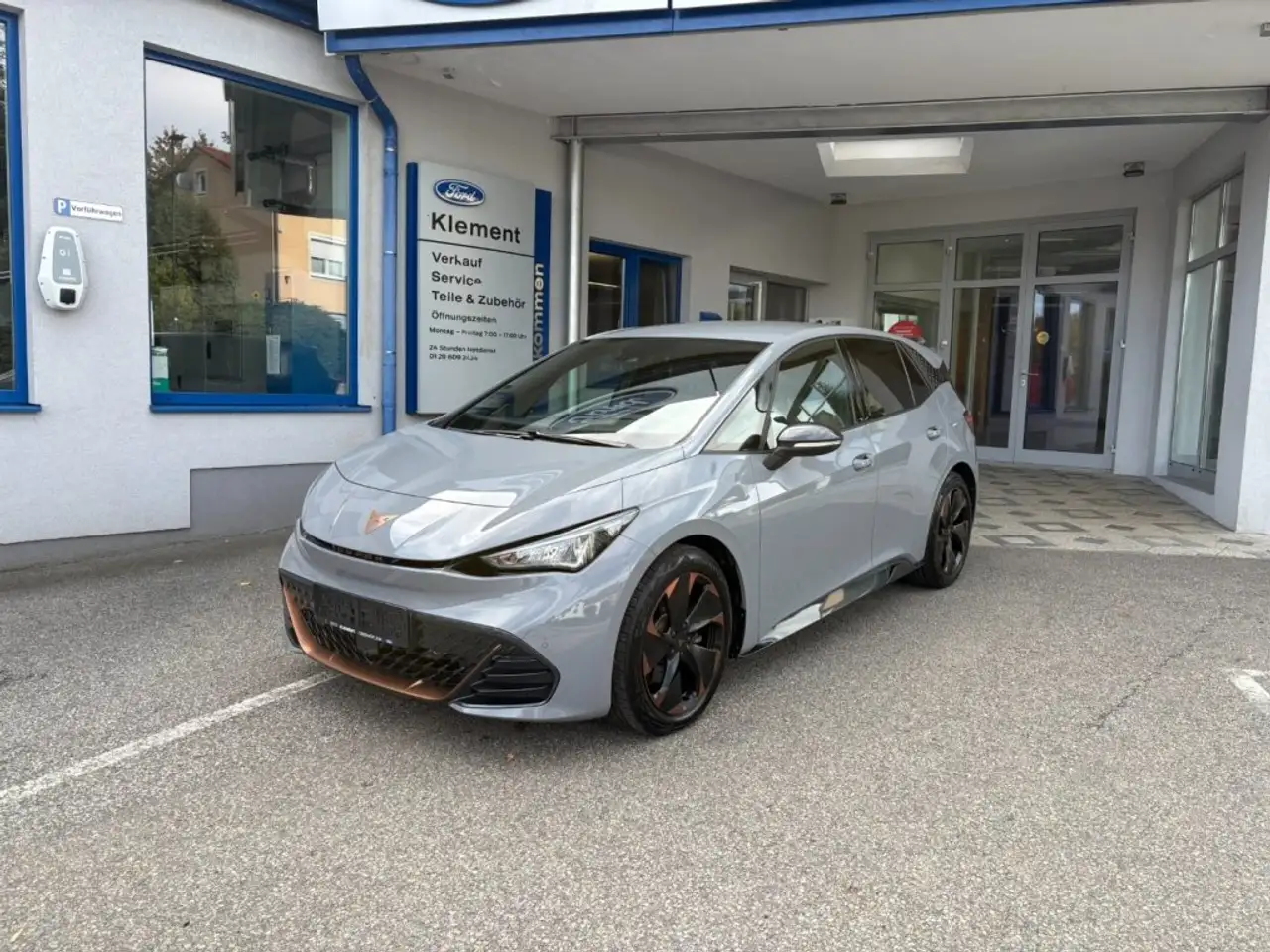 CUPRA Born
