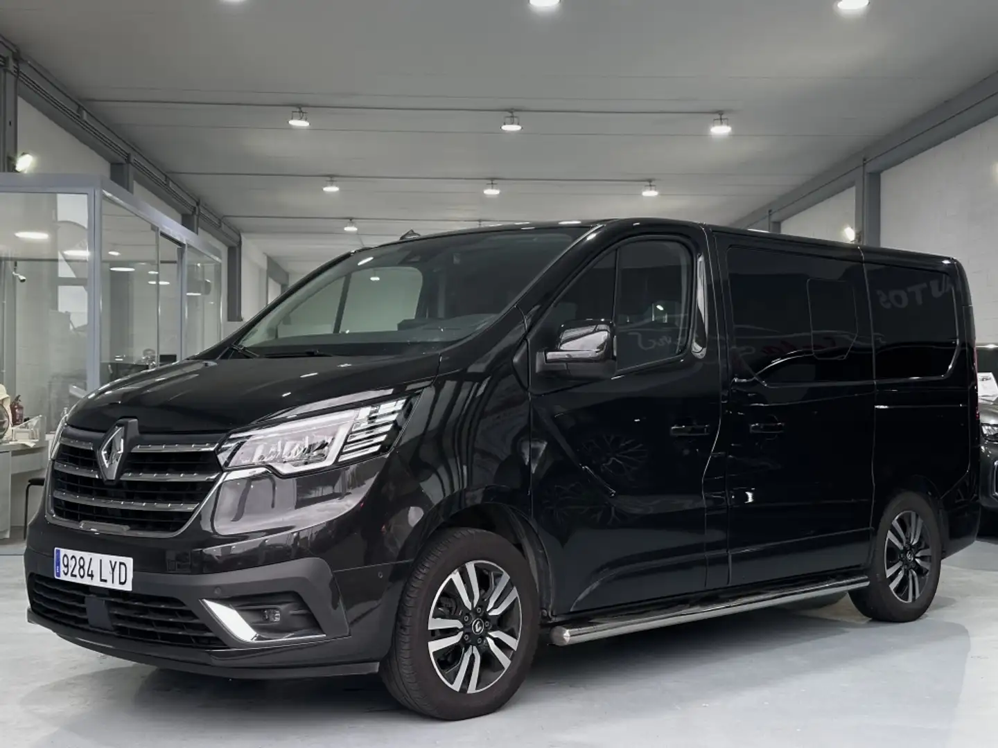 Renault Trafic 2.0dCi Energy Blue SpaceClass 110kW - 1