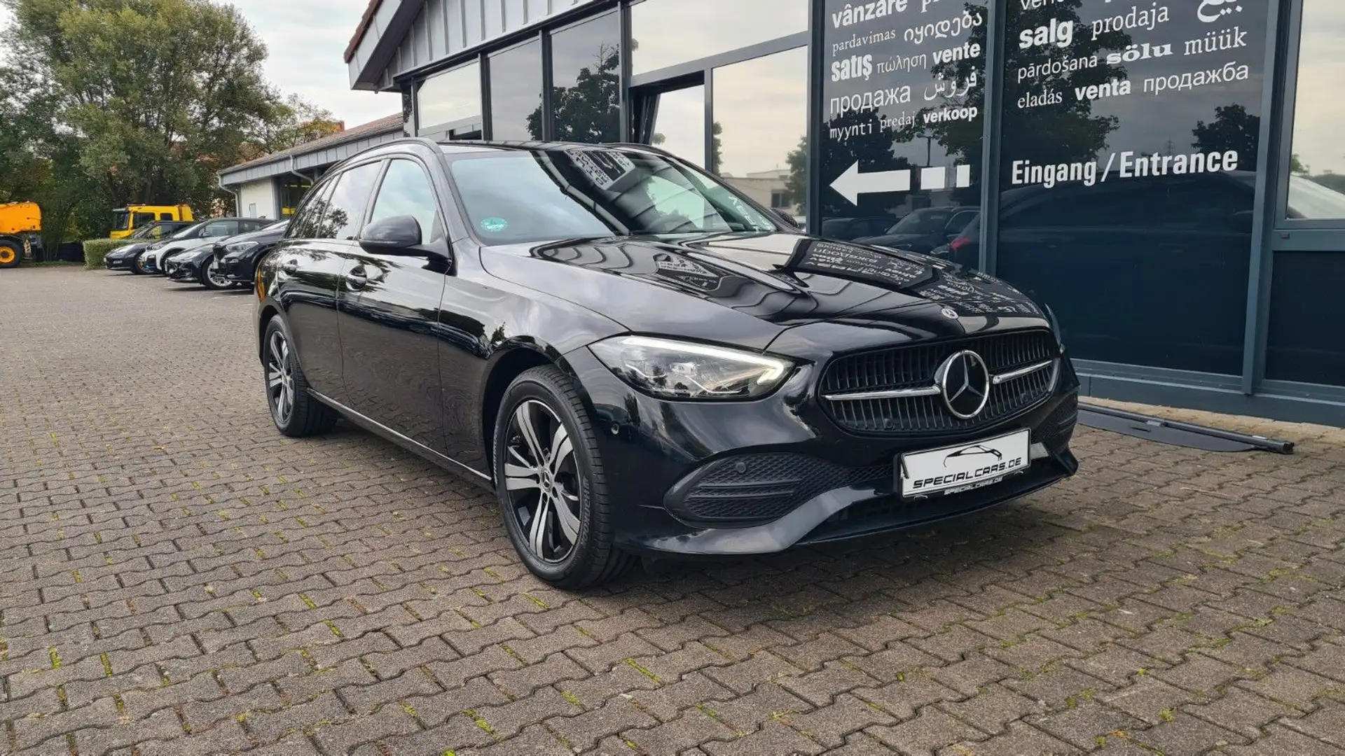 Mercedes-Benz C 220 d T AVANTGARDE - ASSISTS - NIGHT - CAM - Schwarz - 1