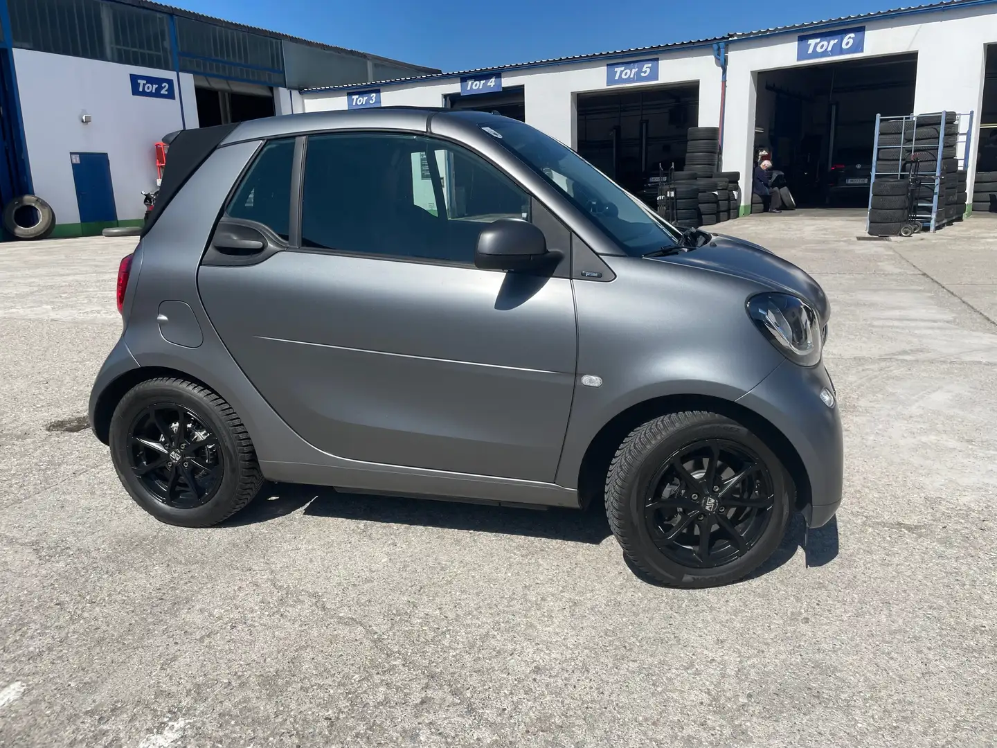 smart forTwo cabrio Passion twinamic turbo Start/Stop Grau - 1
