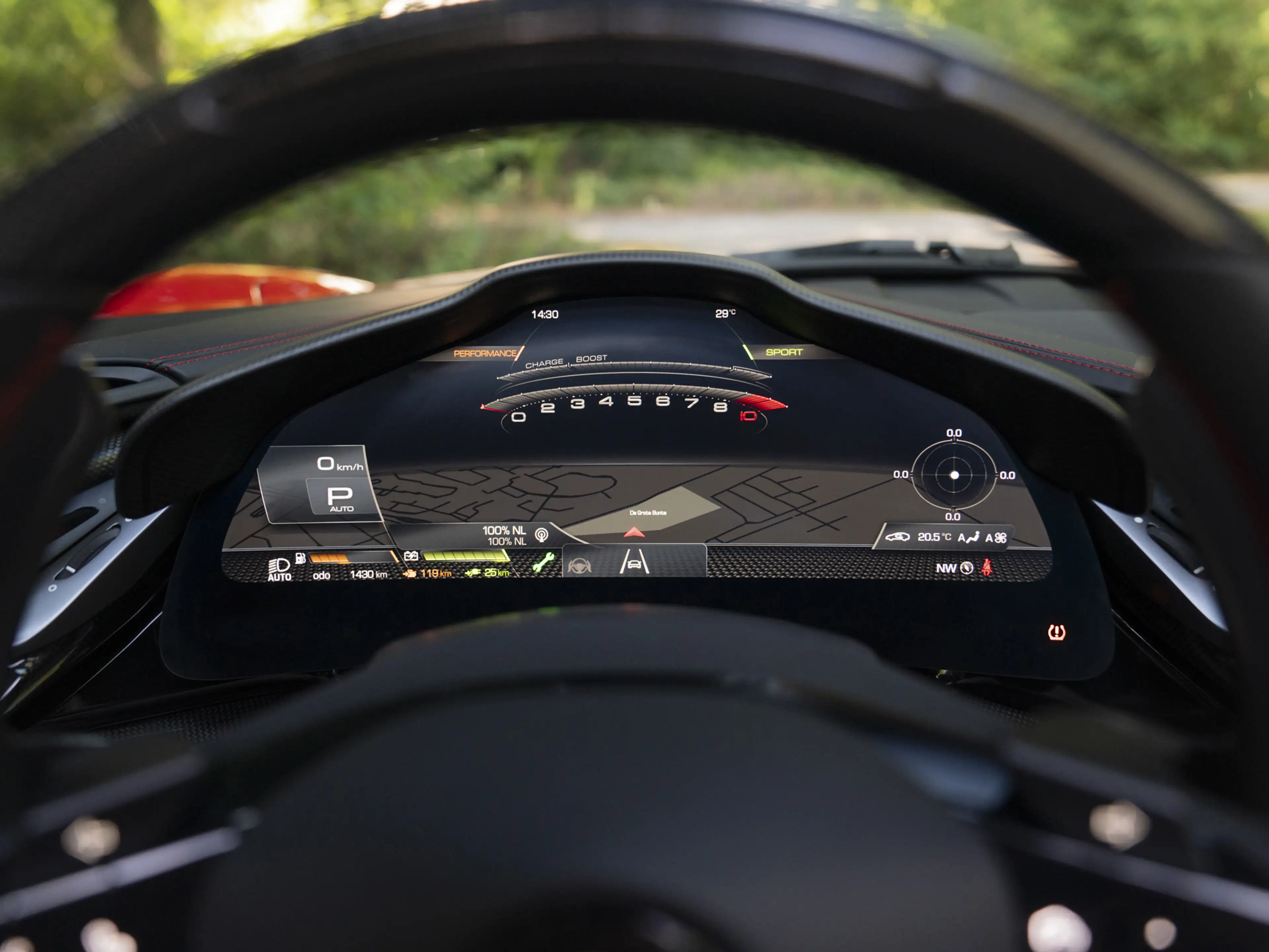 Ferrari SF90 Spider 4.0 V8 Assetto Fiorano — photo 10