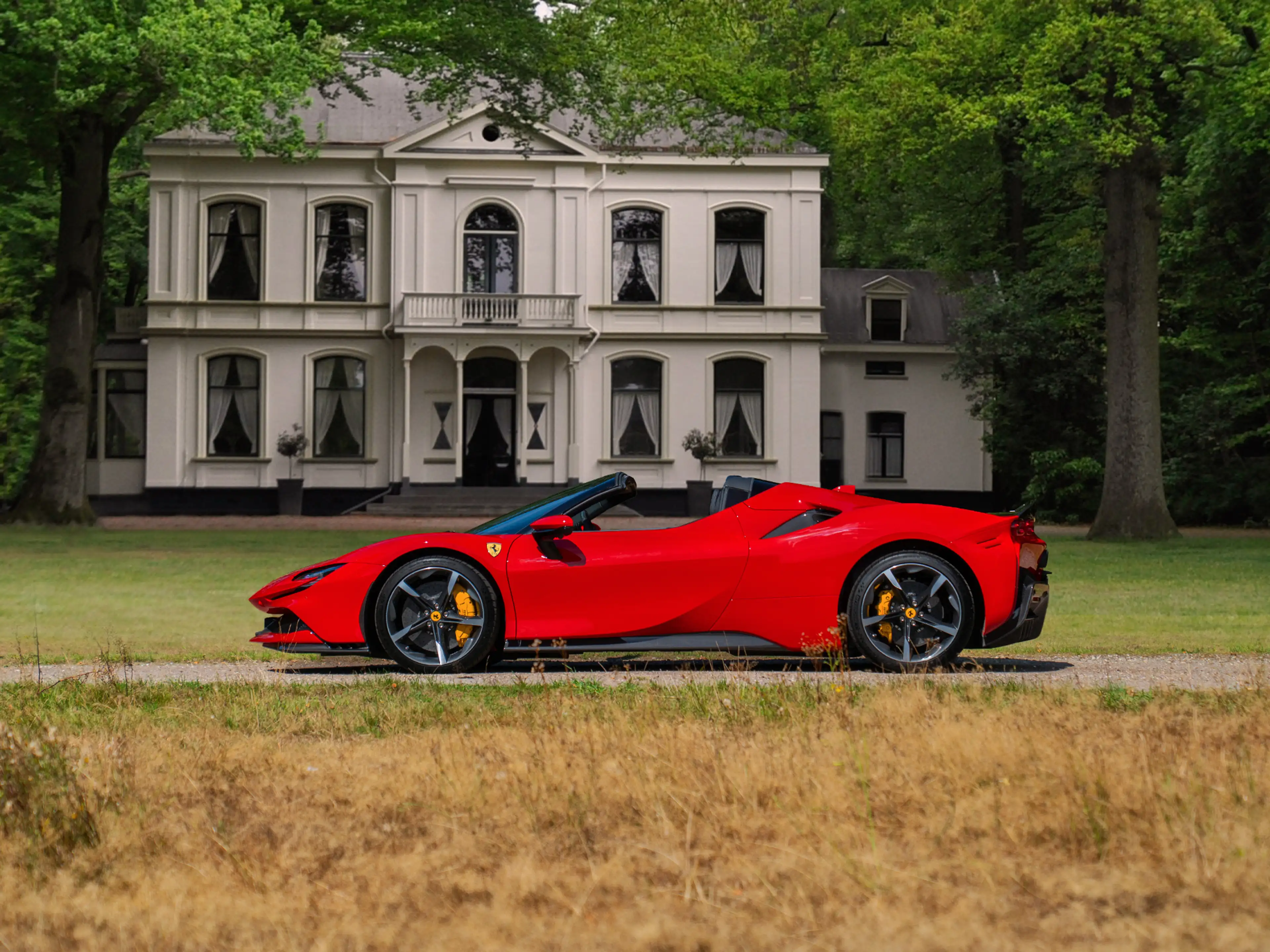 Ferrari SF90 Spider 4.0 V8 Assetto Fiorano