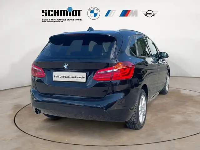 BMW 2 Series view 6