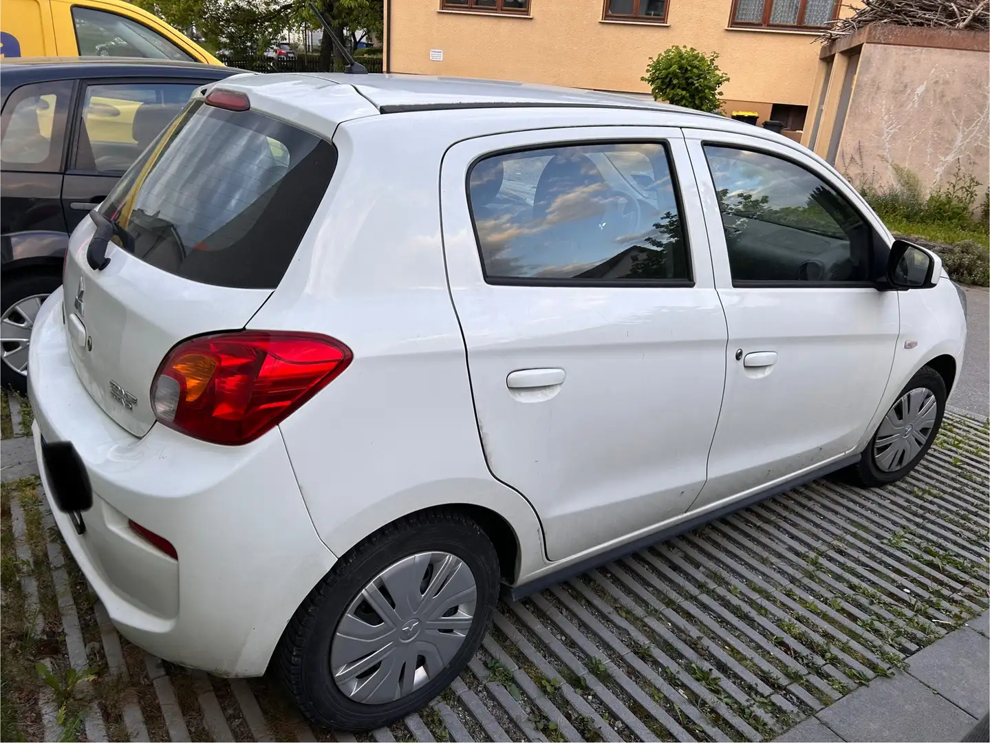 Mitsubishi Space Star 1.0 fahrtüchtig mit Kolbenkipper - 2