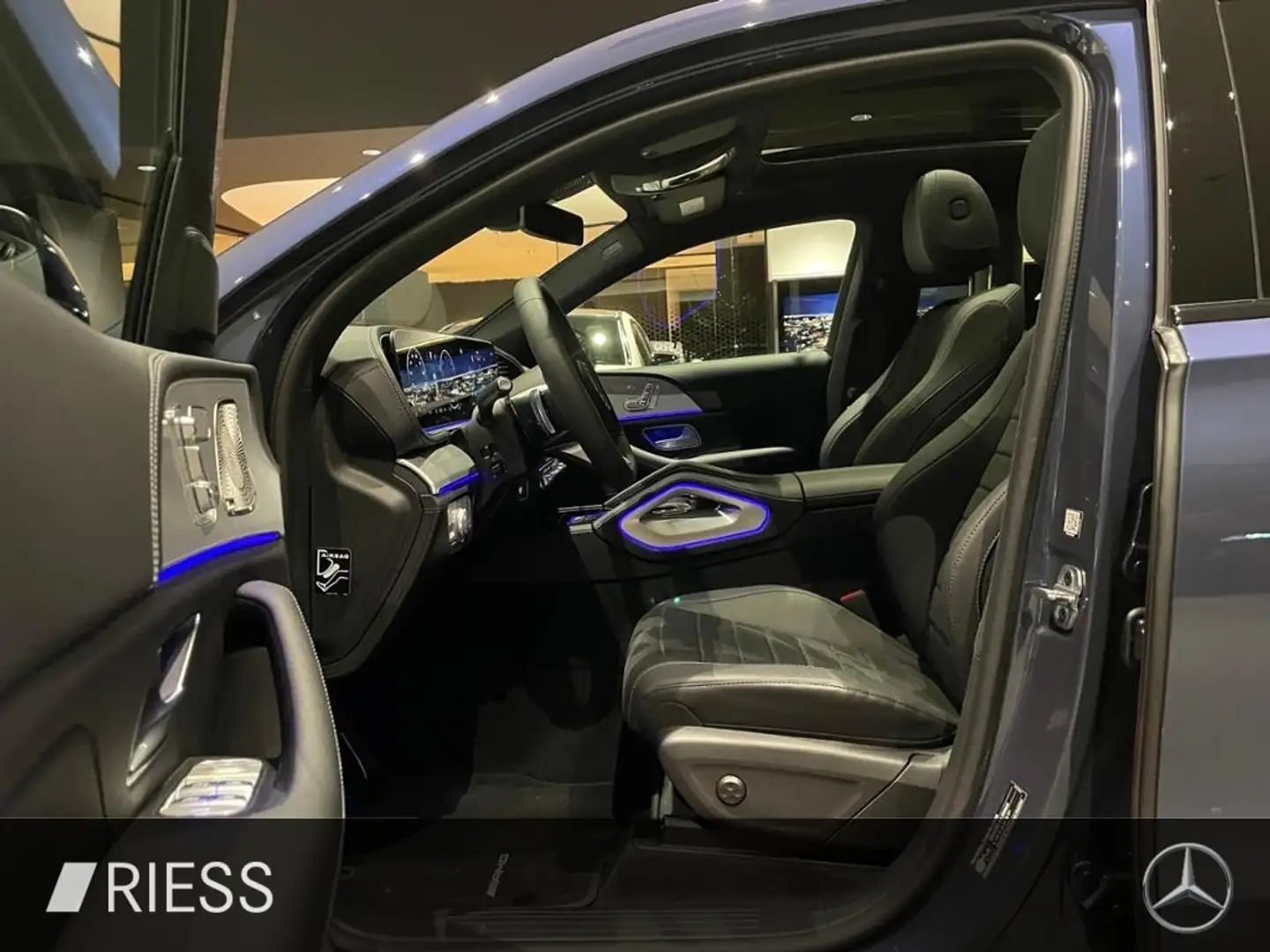 Mercedes-Benz GLE 350 de Coupé AMG+PANO+AIRMATIC+AHK+HUD+KEYL+ Blauw - 2
