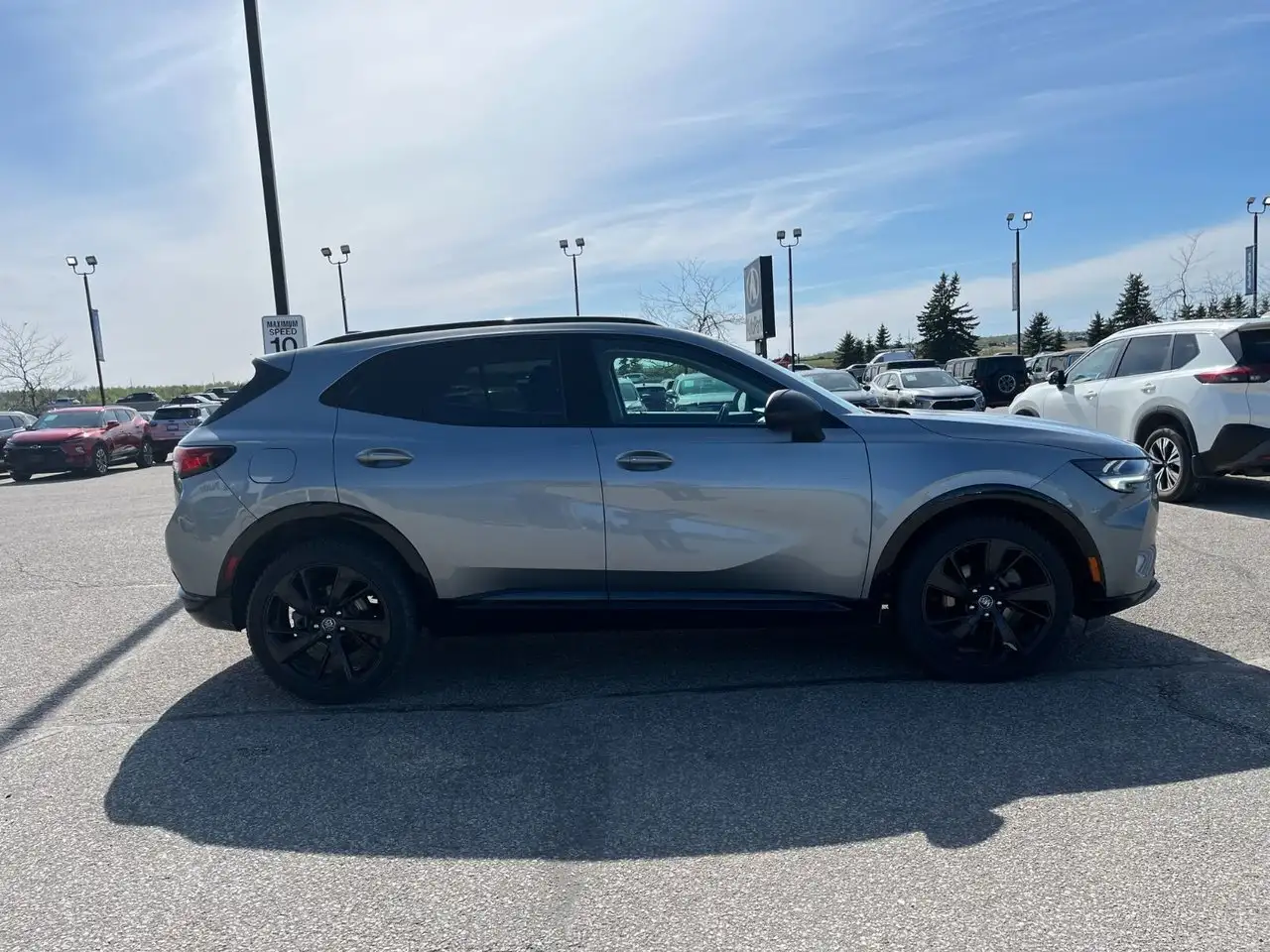 Buick Envision photo Buick Envision