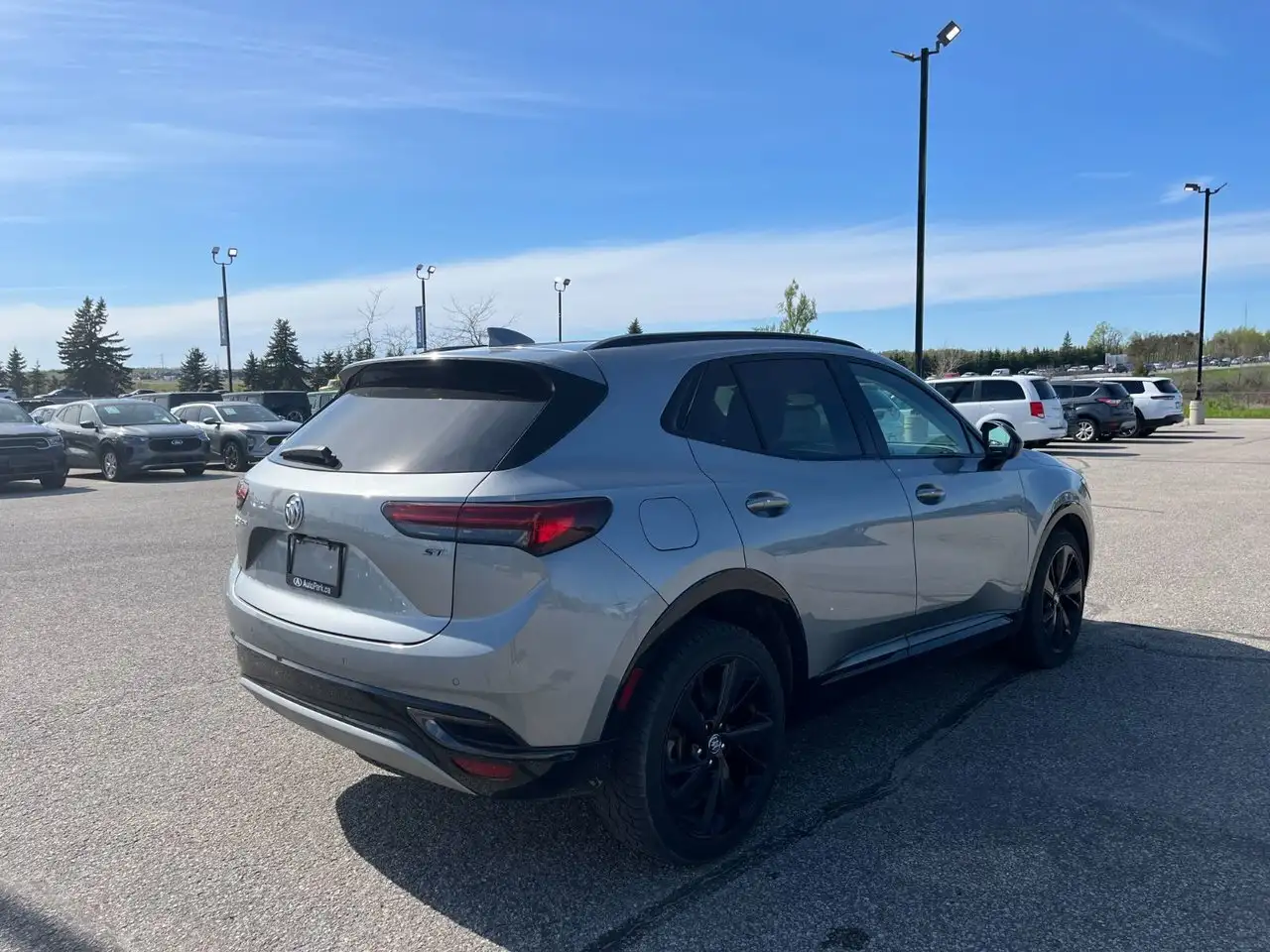 Buick Envision photo Buick Envision