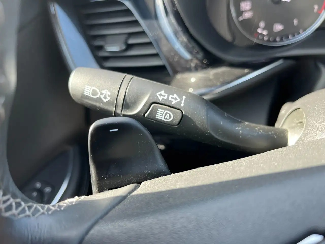 Buick Envision photo Buick Envision