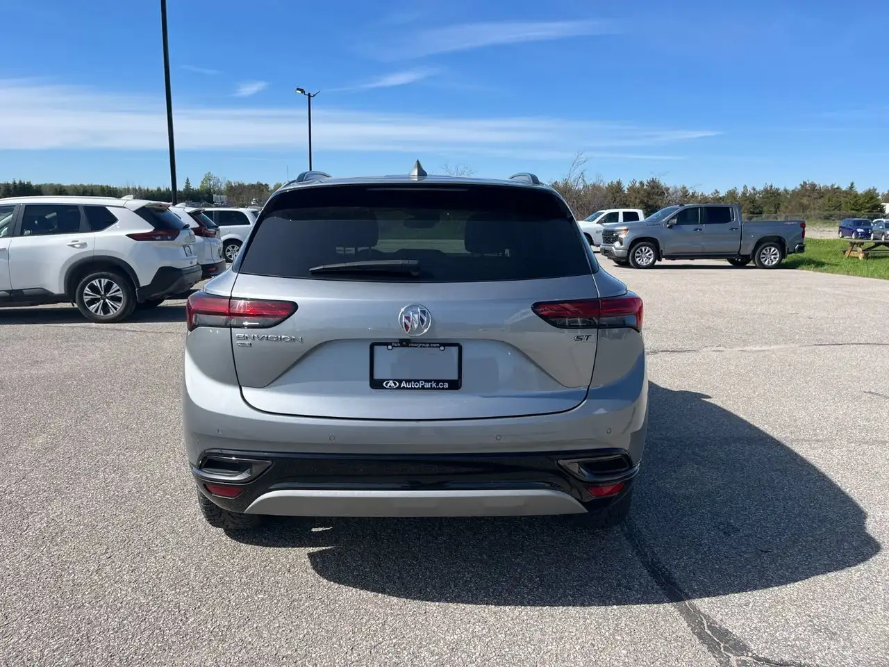 Buick Envision photo Buick Envision