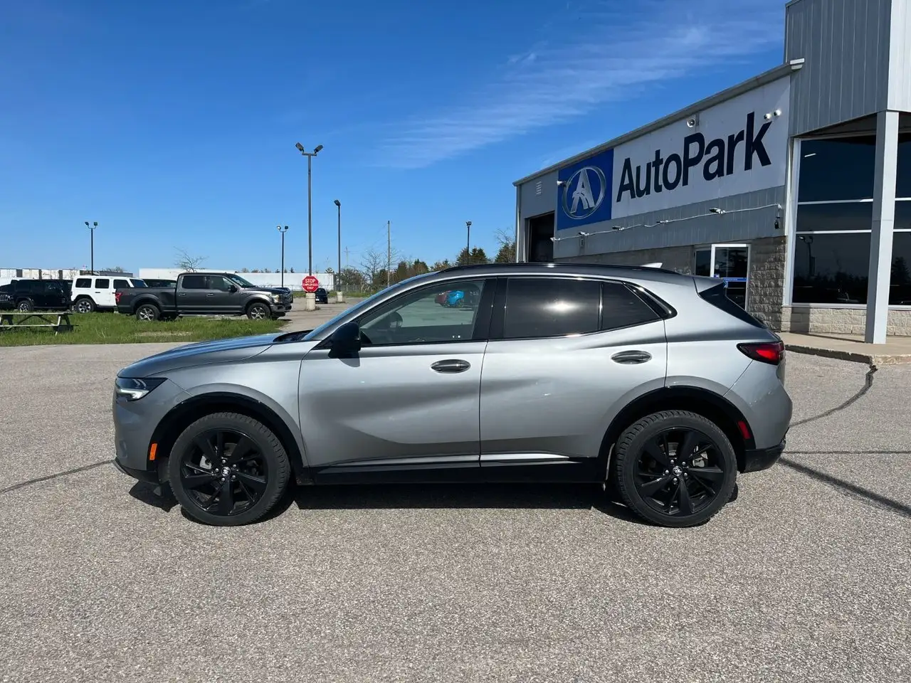 Buick Envision photo Buick Envision