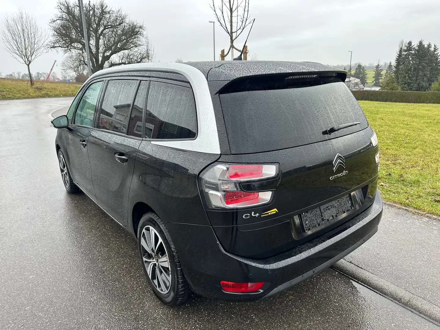 Citroen Grand C4 Picasso Schwarz - 2
