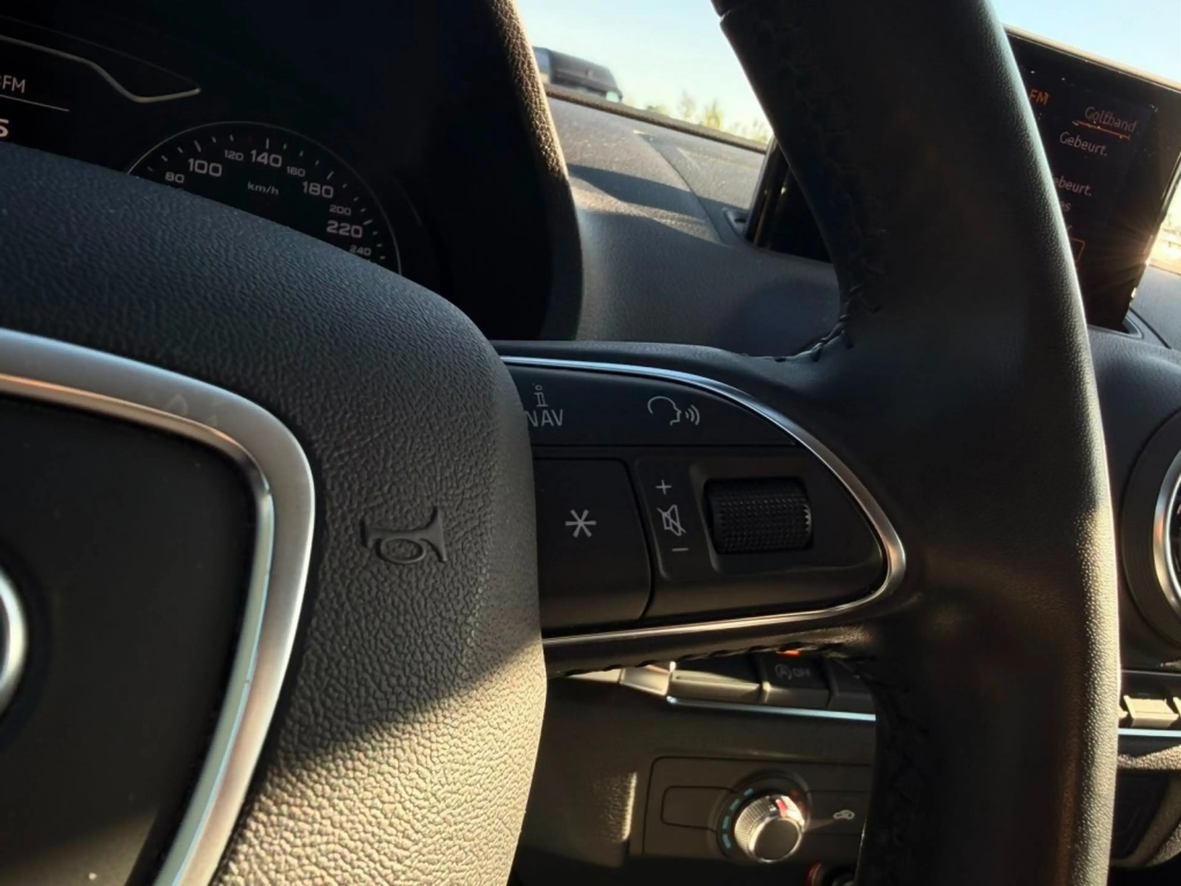 Audi A3 1.2 TFSI ATTR. PRO LINE. NAVI, AIRCO, CRUISE. — photo 11