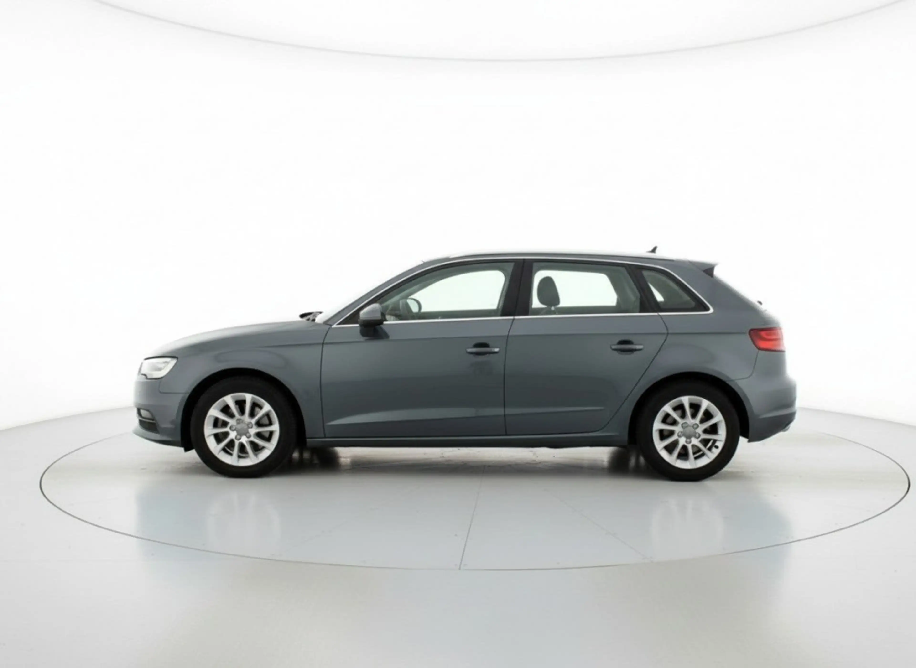Audi A3 1.2 TFSI ATTR. PRO LINE. NAVI, AIRCO, CRUISE. — photo 5