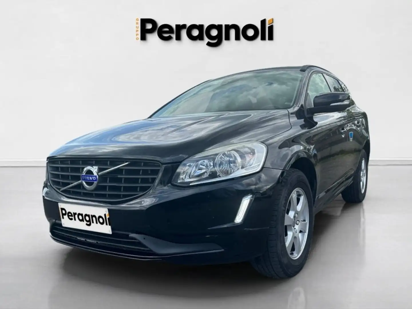 Volvo XC60 D4 Kinetic Nero - 1