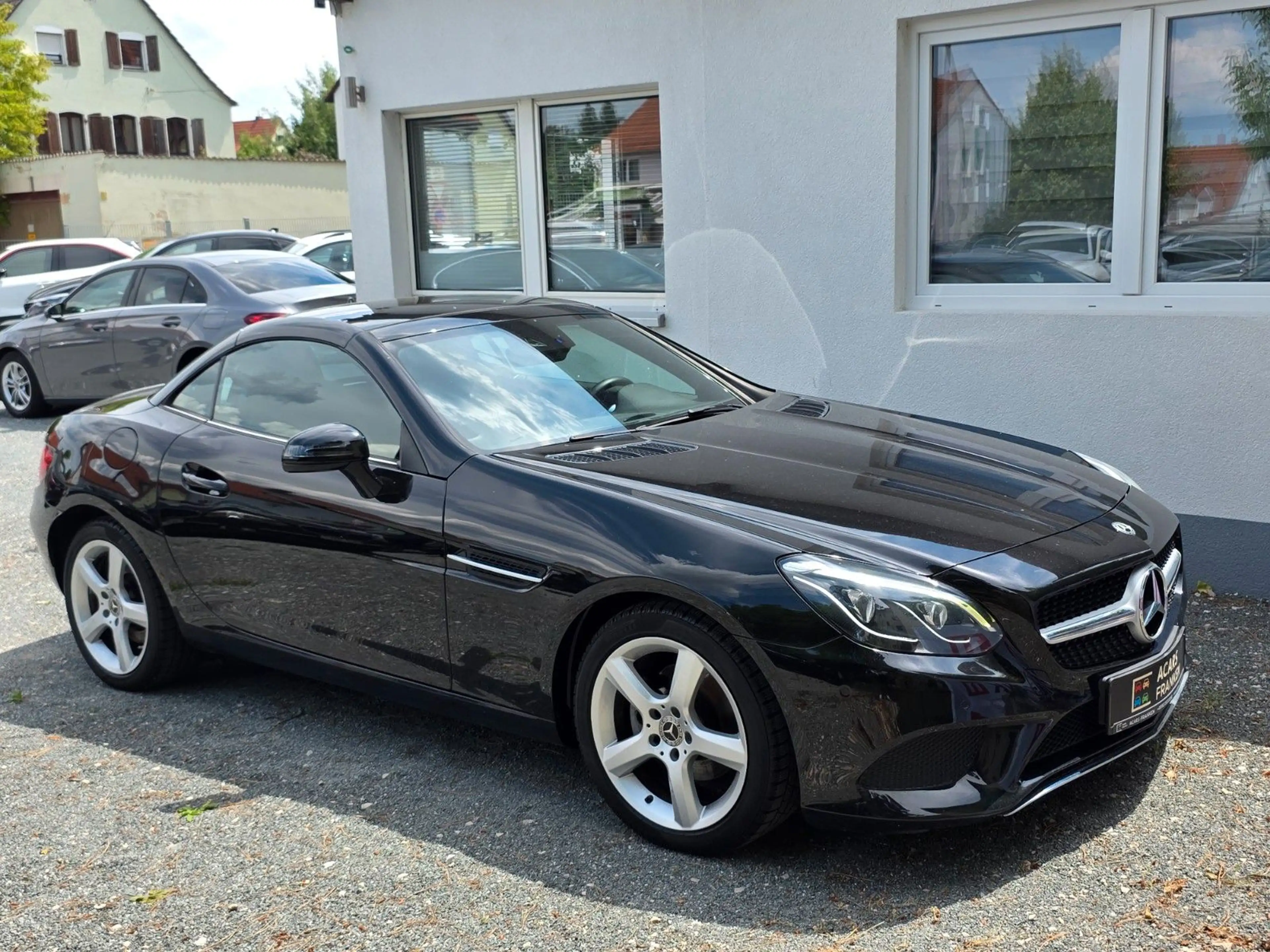 Mercedes-Benz SLC 180 Roadster *LED*Leder*Navi*SHZ*Gepflegt — photo 15