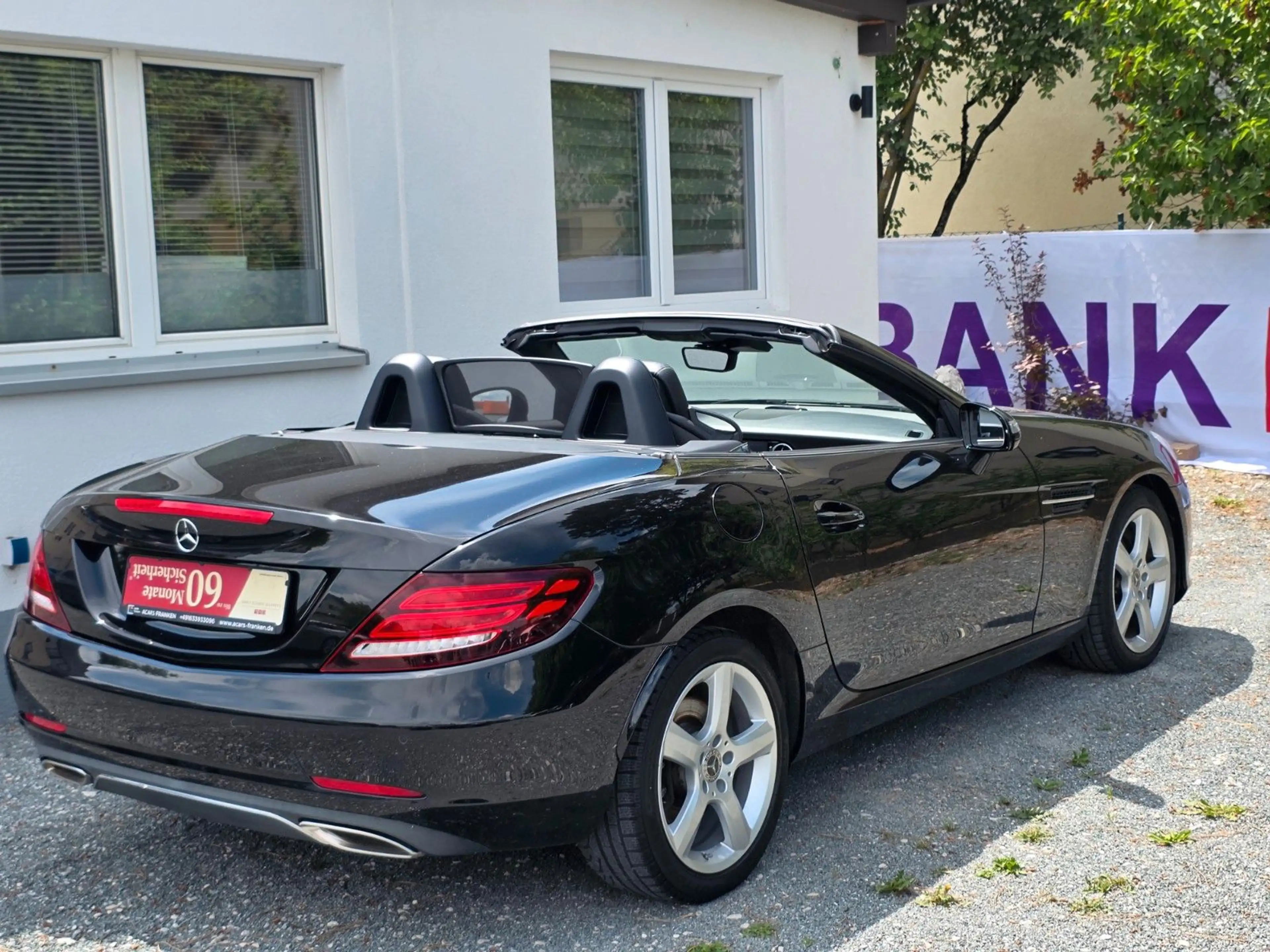 Mercedes-Benz SLC 180 Roadster *LED*Leder*Navi*SHZ*Gepflegt — photo 12