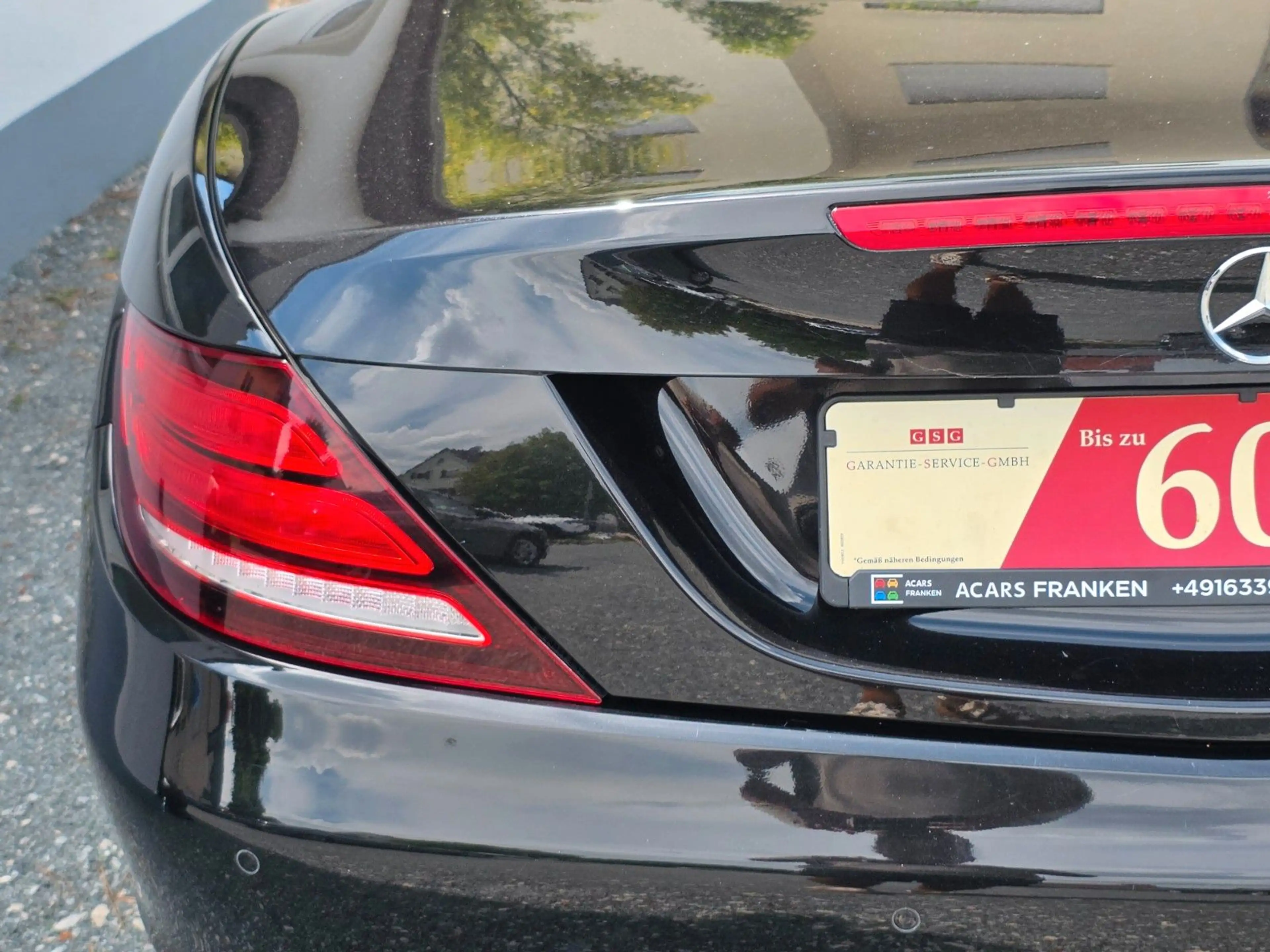 Mercedes-Benz SLC 180 Roadster *LED*Leder*Navi*SHZ*Gepflegt — photo 9