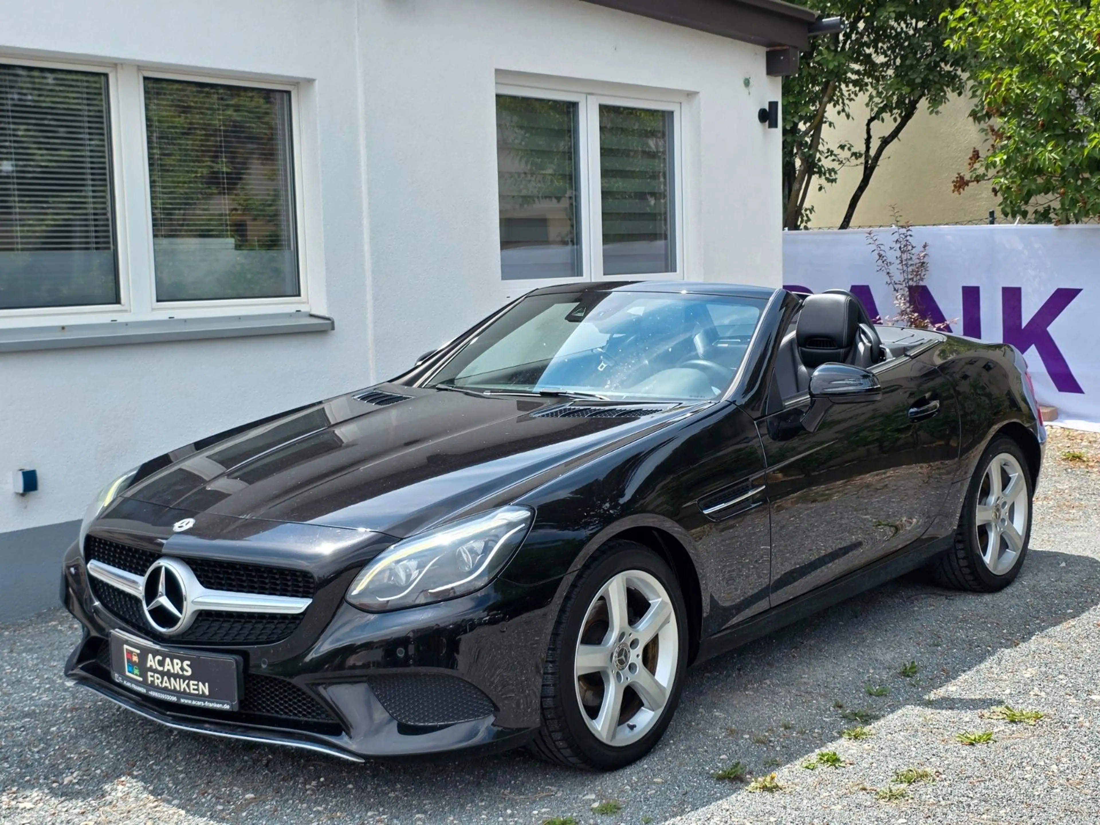 Mercedes-Benz SLC 180 Roadster *LED*Leder*Navi*SHZ*Gepflegt