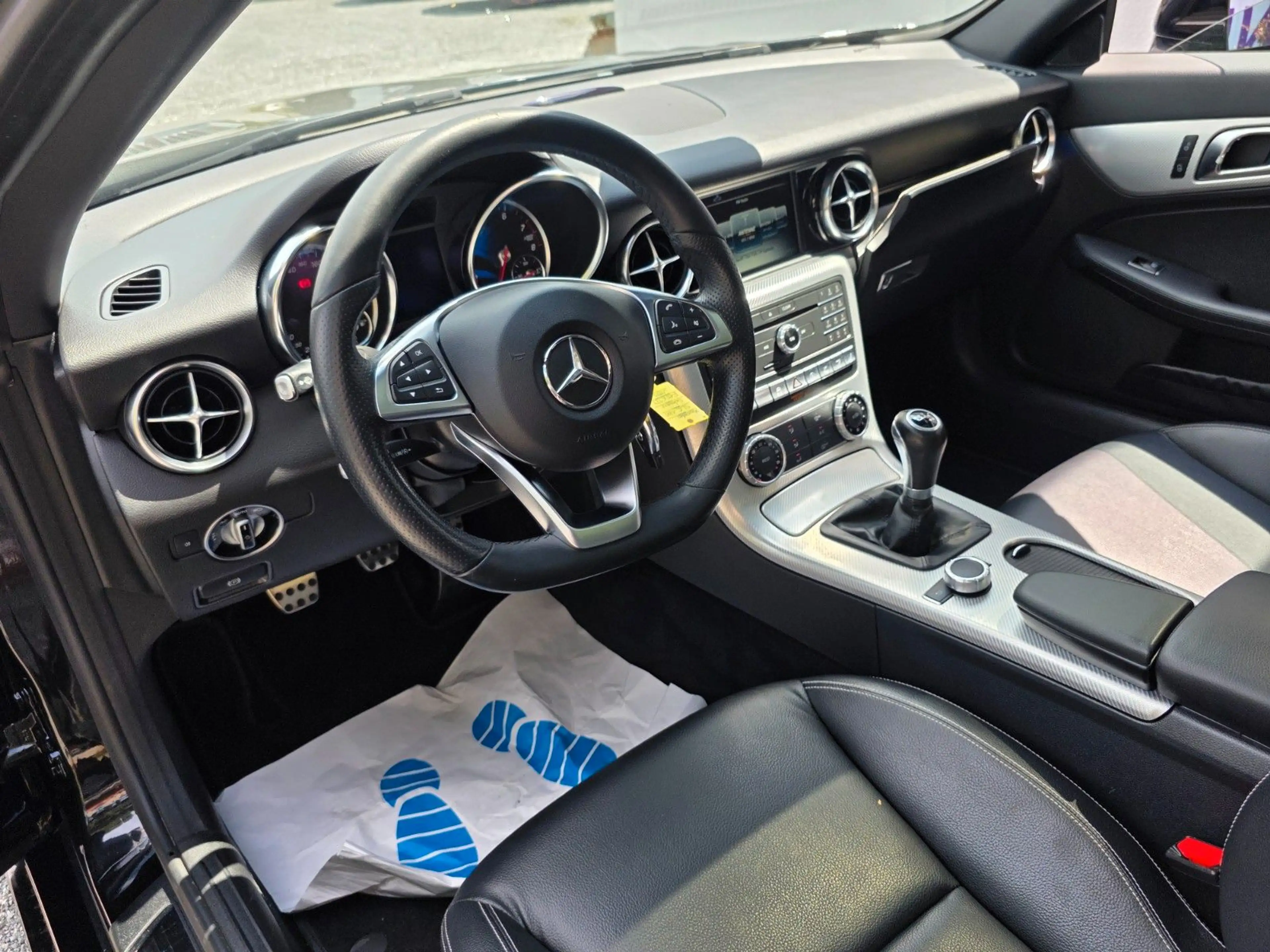 Mercedes-Benz SLC 180 Roadster *LED*Leder*Navi*SHZ*Gepflegt — photo 22