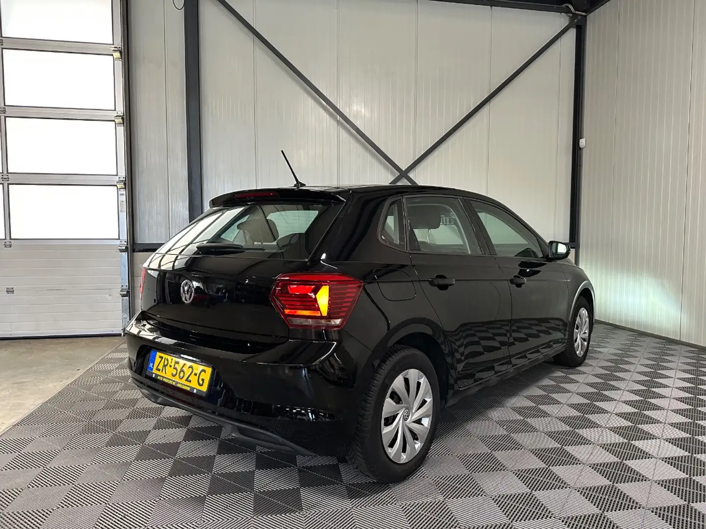 Volkswagen Polo 1.0 TSI | Comfortline 5-Drs | Airco | Carplay Schwarz - 2