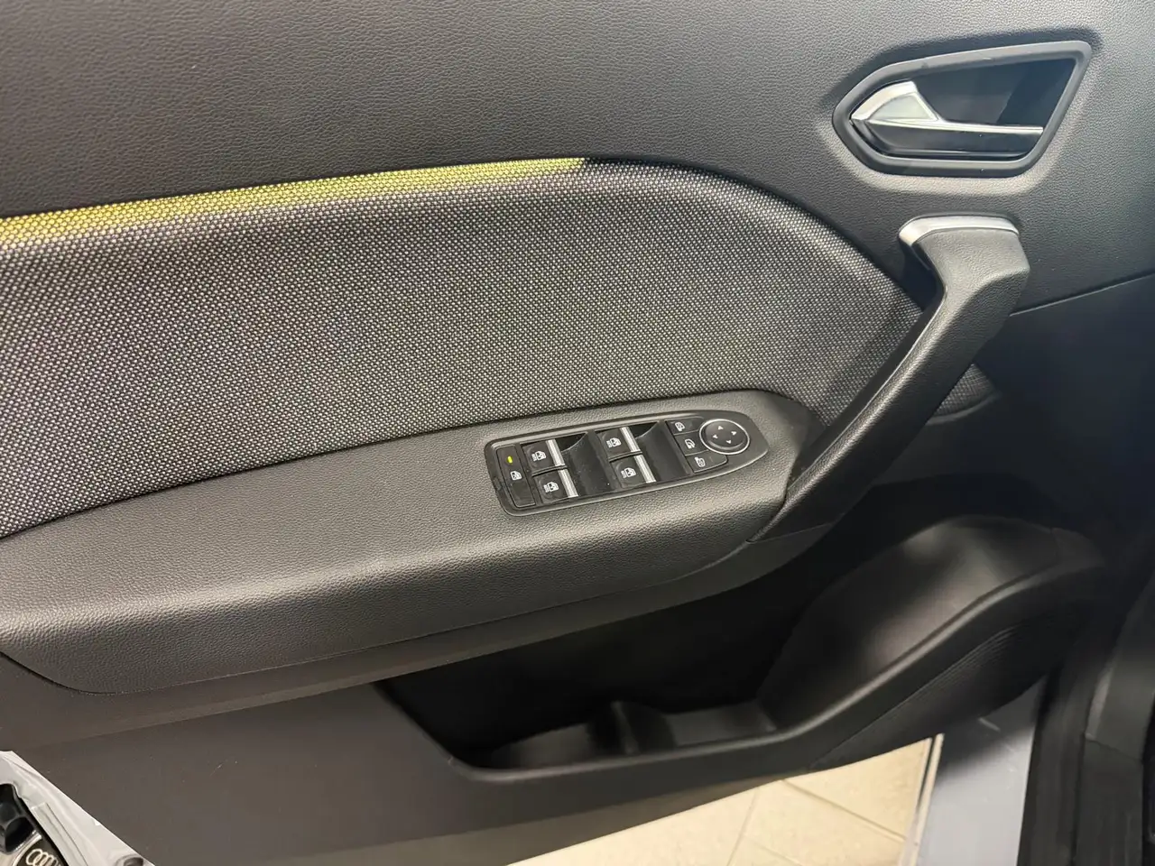 Renault Captur 1.2 120CV eco-g TECHNO KM0, миниатюра 8