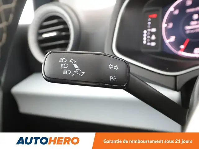 Seat Arona view 30