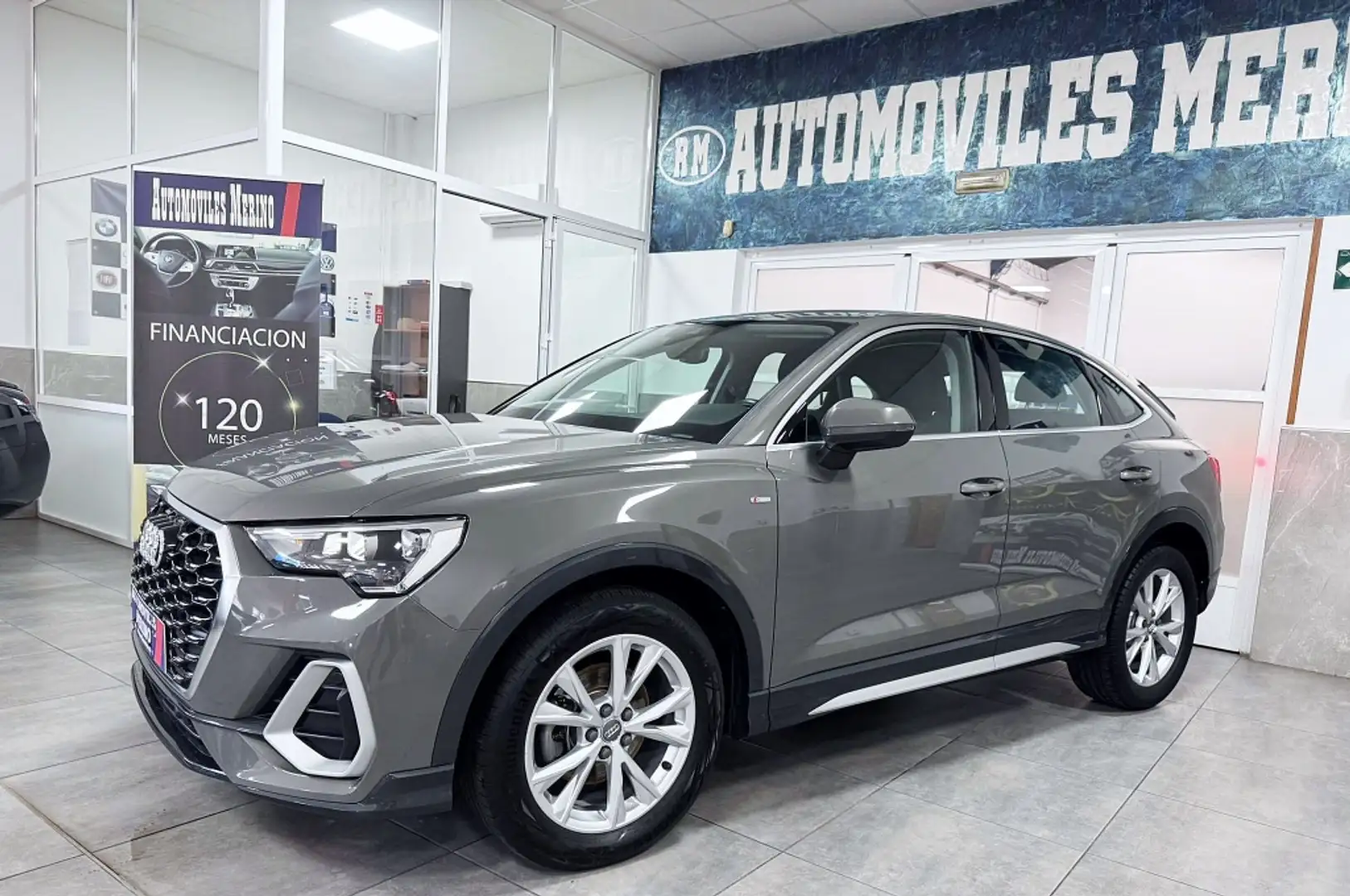 Audi Q3 Sportback 35 TDI S line S tronic Gris - 2