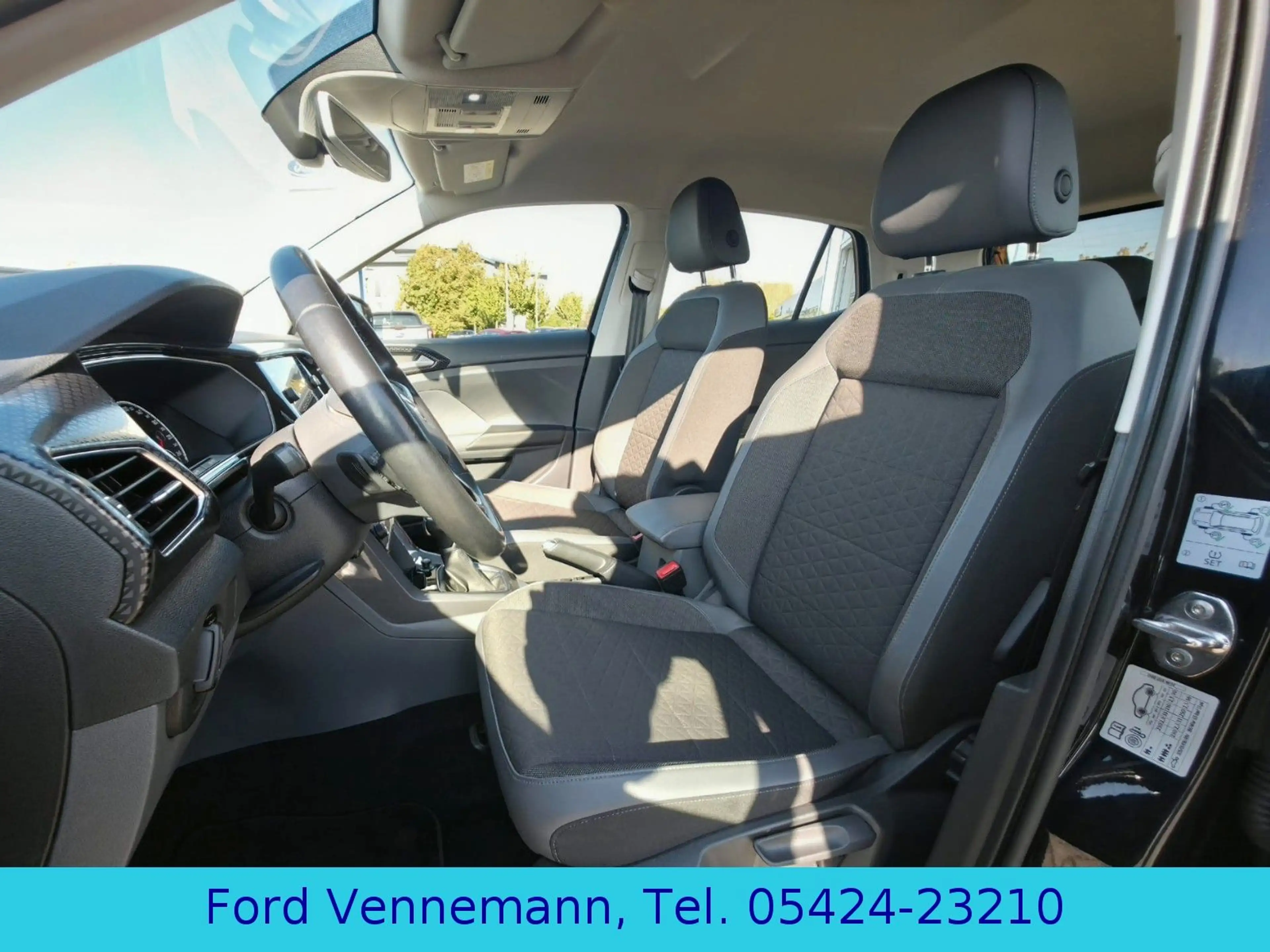 Volkswagen T-Cross 1.0 TSI Style*Nav*Kam*ACC* — photo 12