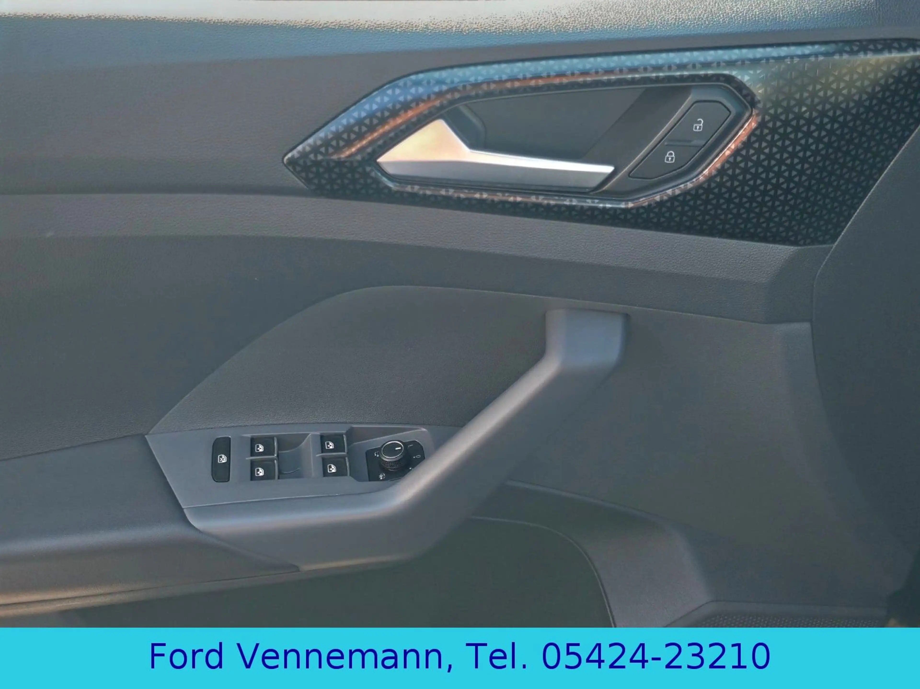 Volkswagen T-Cross 1.0 TSI Style*Nav*Kam*ACC* — photo 11