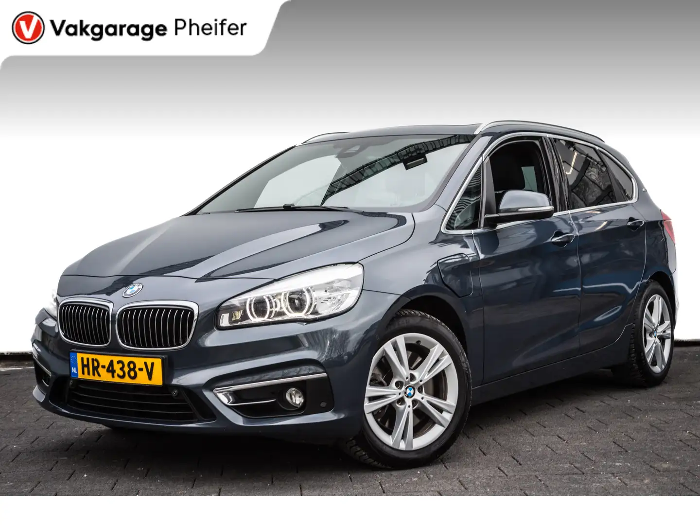BMW 225 2-serie Active Tourer 225xe Aut. Plug-in High Exec Grijs - 1
