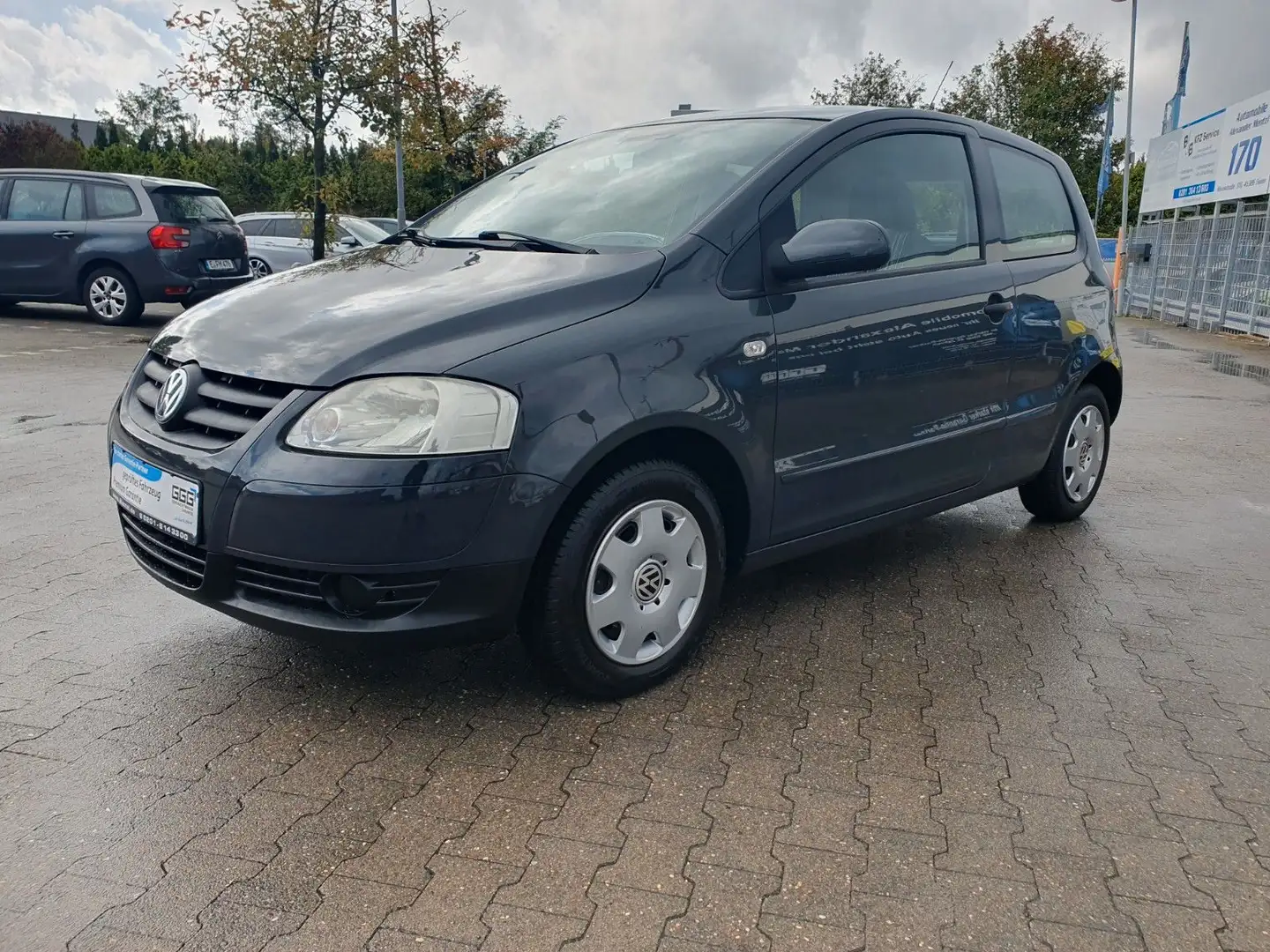 Volkswagen Fox 1.2 GARANTIE KLIMAANLAGE TÜV NEU Grau - 1