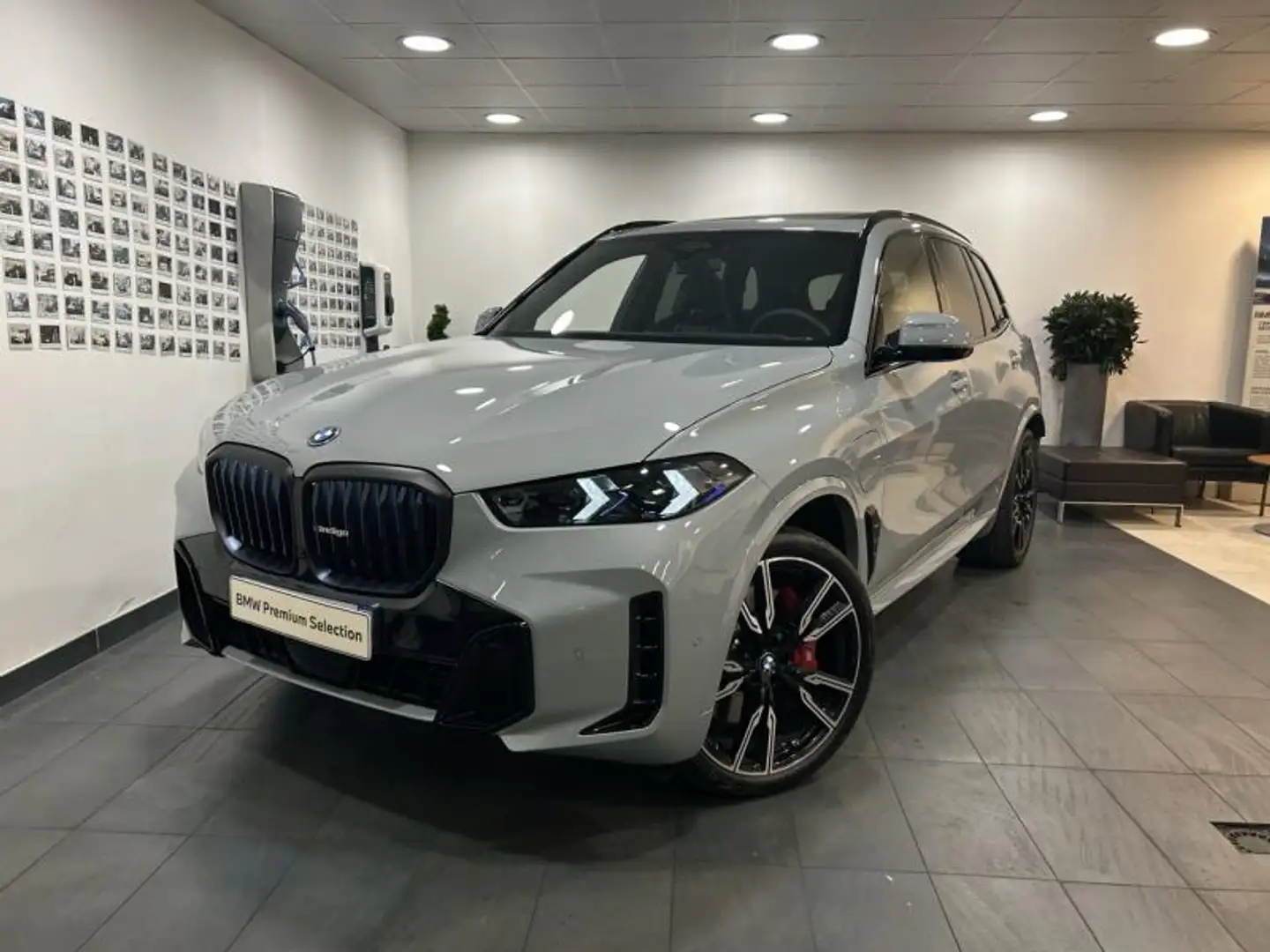 BMW X5 xDrive50e 489ch M Sport Gris - 1